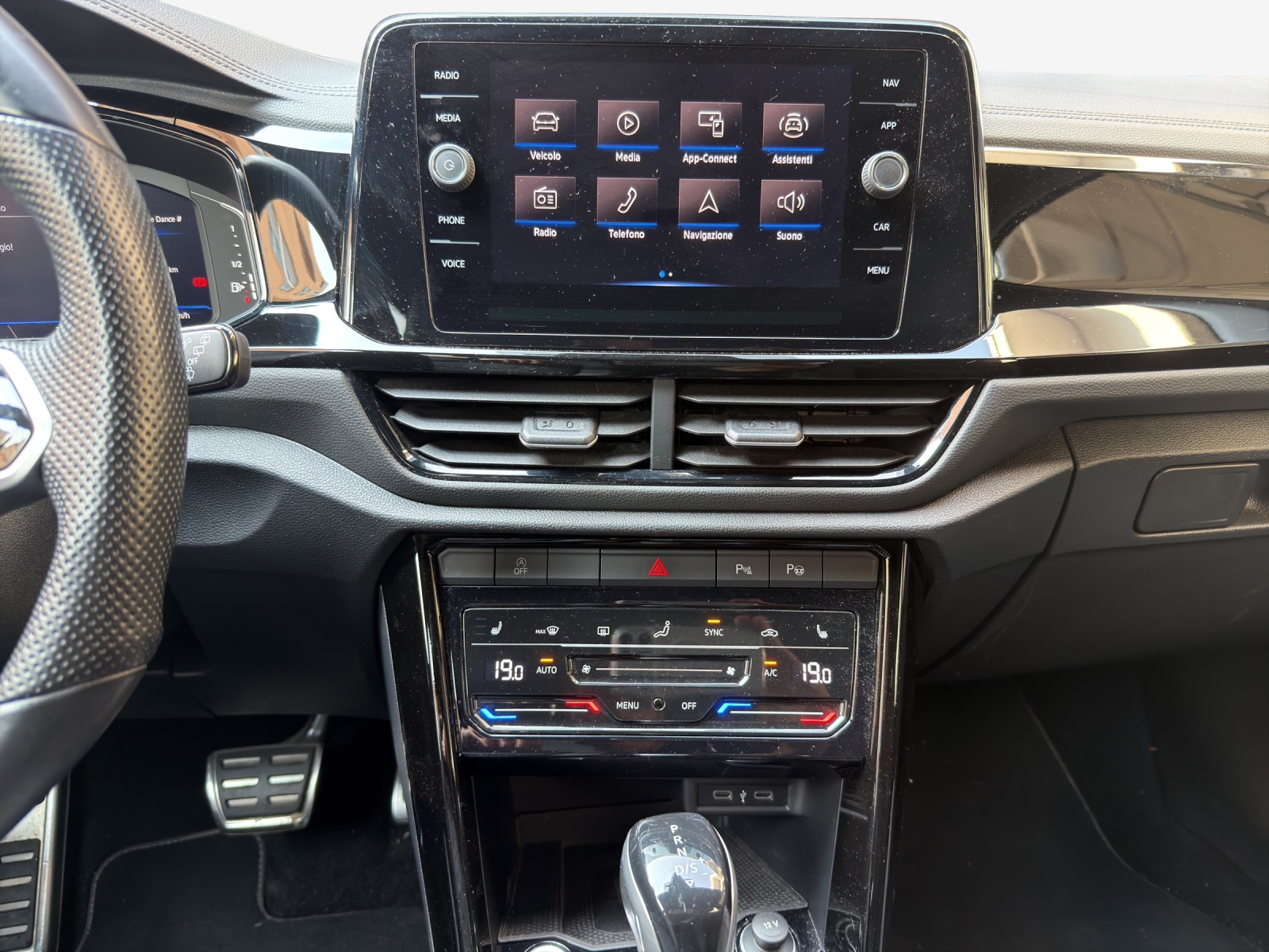 VW T-Roc 1.5 TSI EVO R-Line DSG-image-10