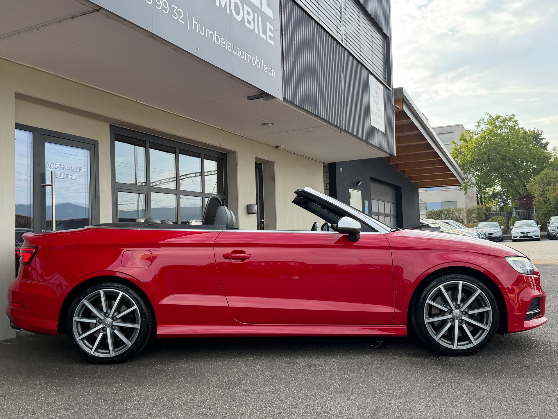 AUDI S3 Cabriolet 2.0 TFSI quattro S-tronic-image-4