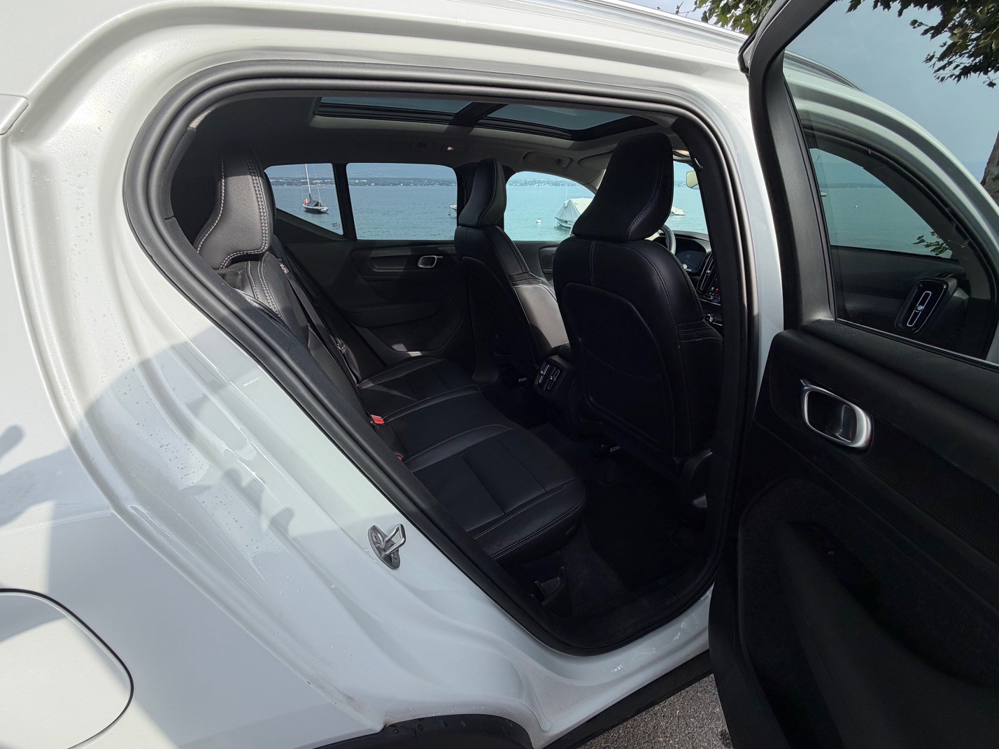 VOLVO 2.0 B4 MH Ultimate Bright AWD-image-7