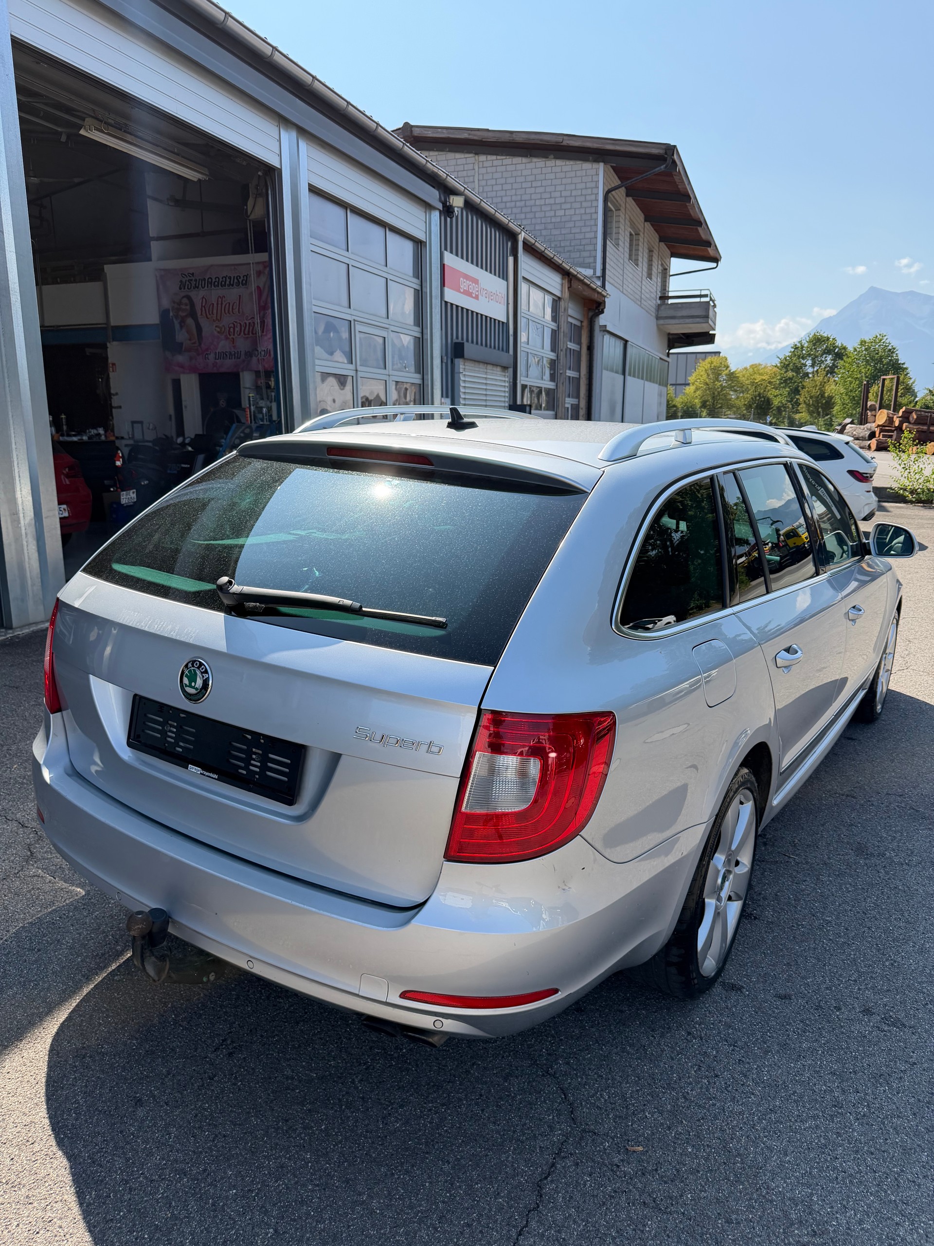 SKODA Superb Combi 3.6 FSI Ambition 4x4 DSG-image-3