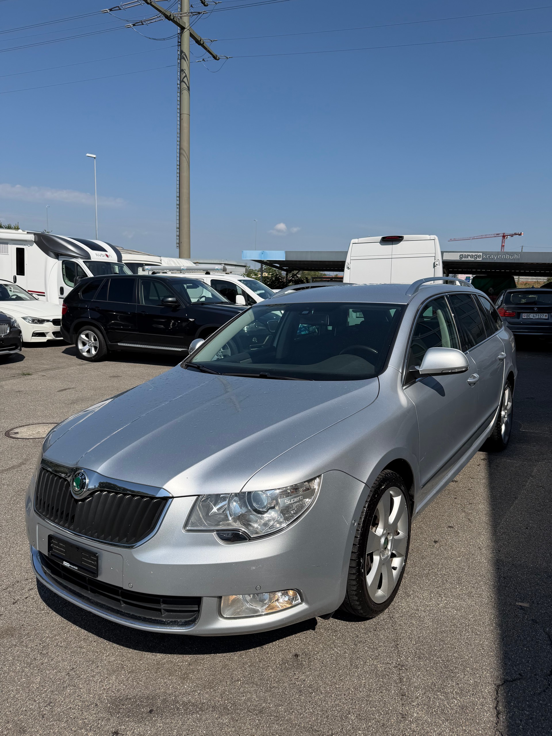 SKODA Superb Combi 3.6 FSI Ambition 4x4 DSG-image-0