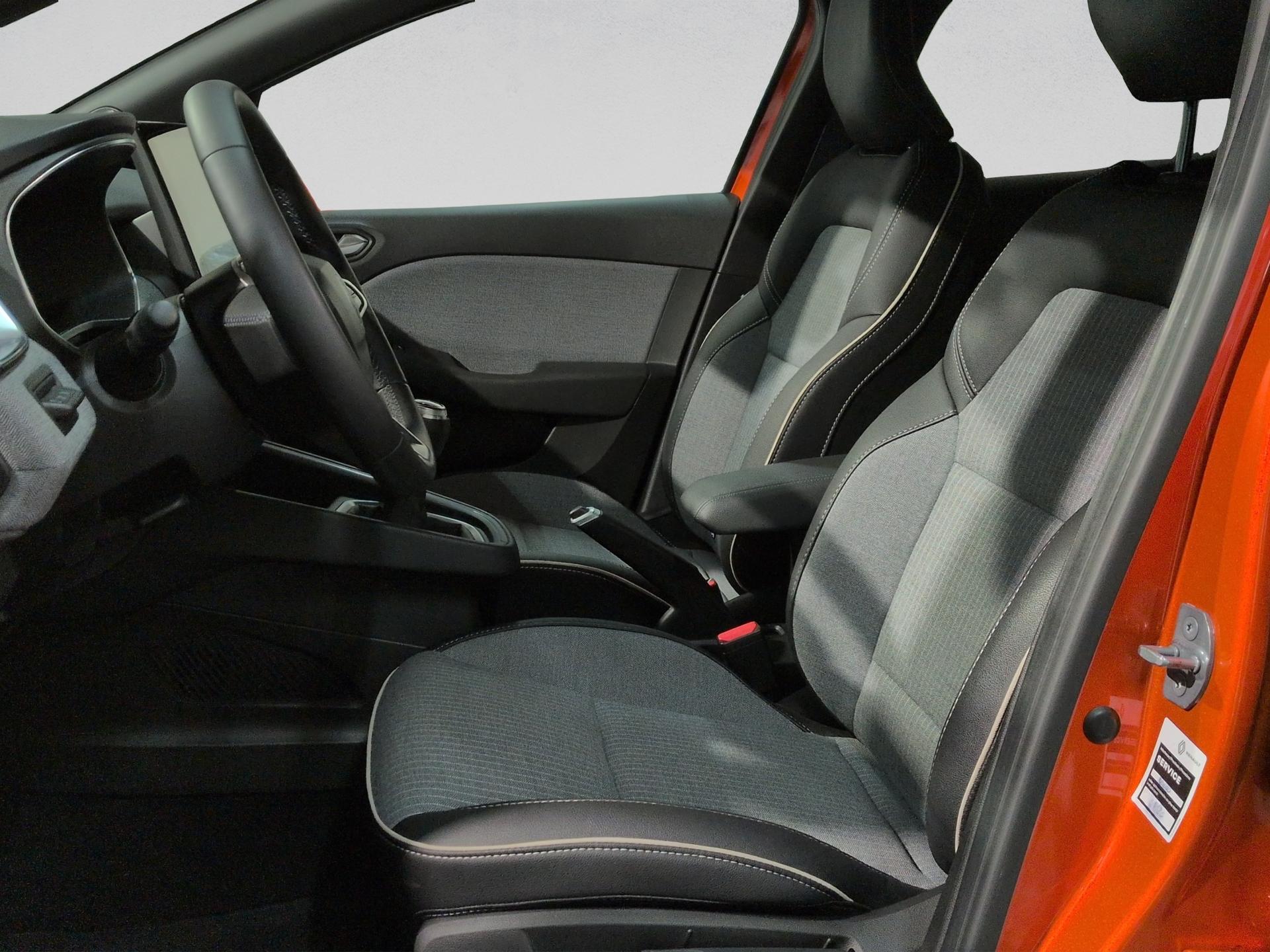 RENAULT Clio 1.0 Techno-image-8