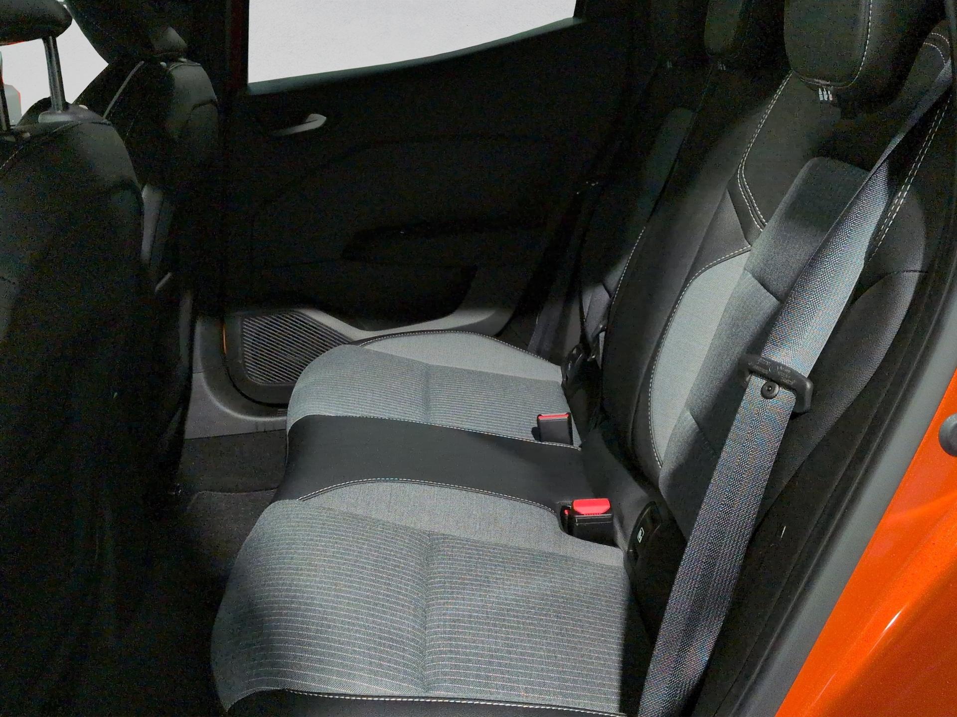 RENAULT Clio 1.0 Techno-image-22
