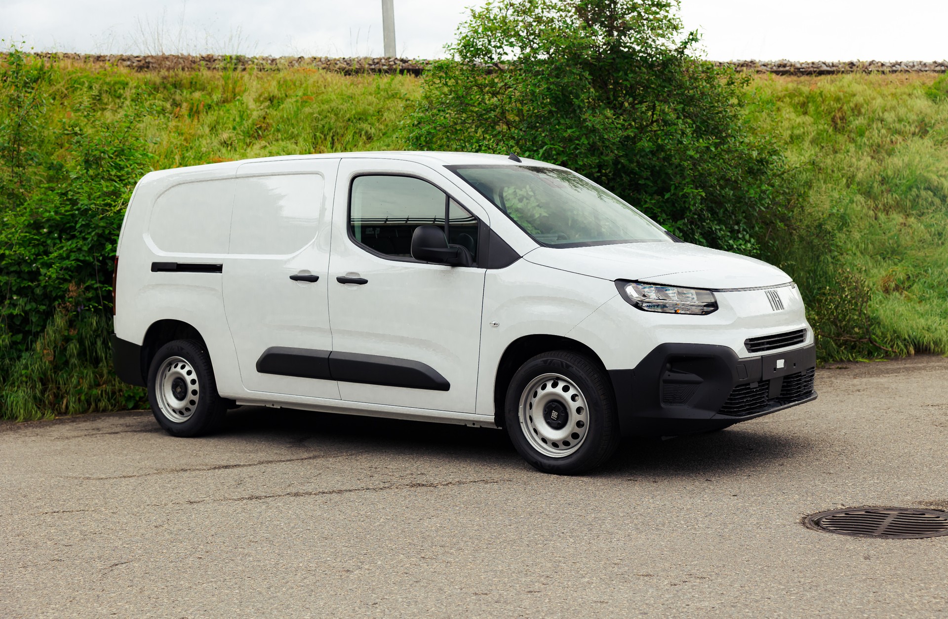 FIAT Doblo 1.5 BlueHDi XL1000kg-image-2
