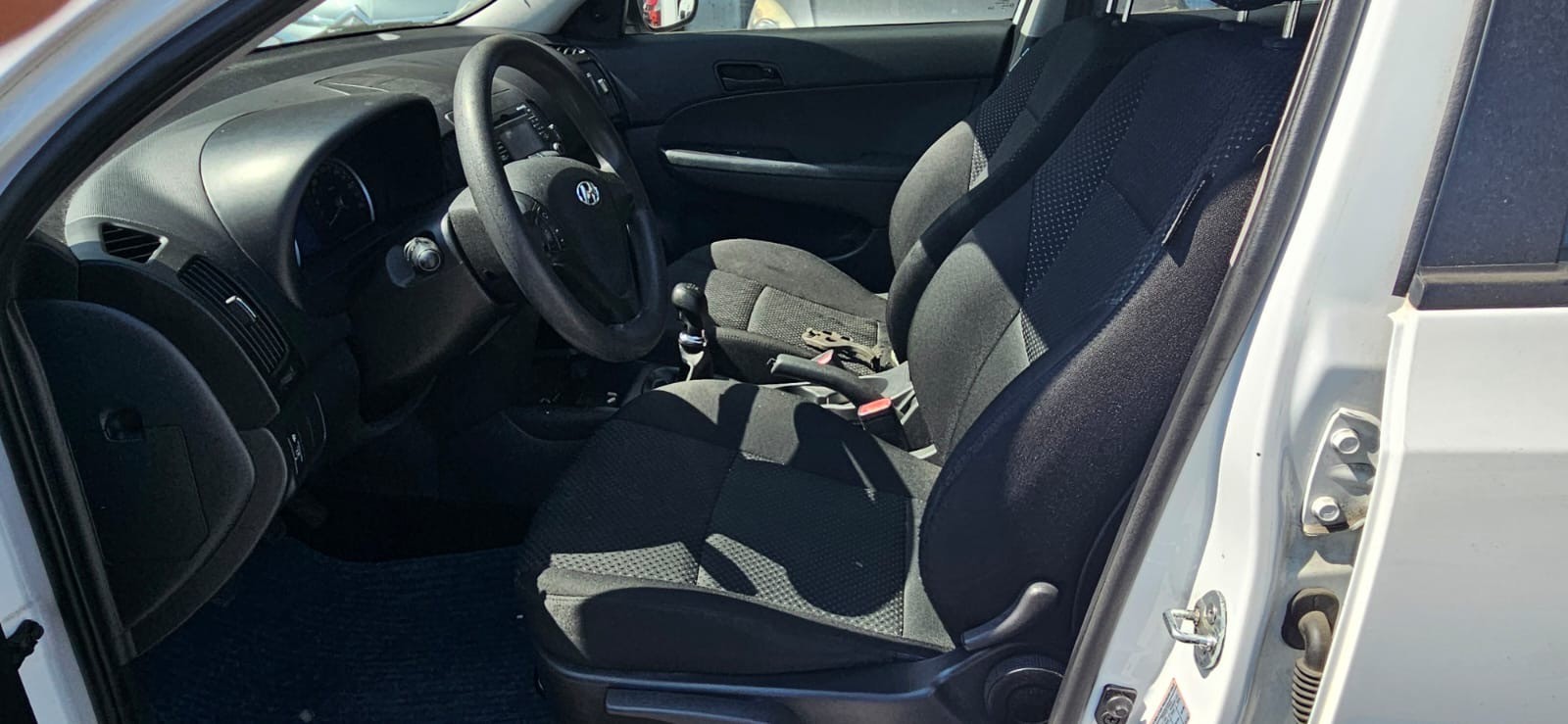 HYUNDAI i30 1.4 Comfort-image-7
