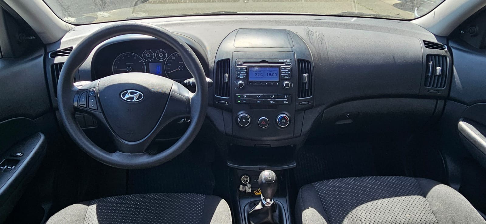HYUNDAI i30 1.4 Comfort-image-5