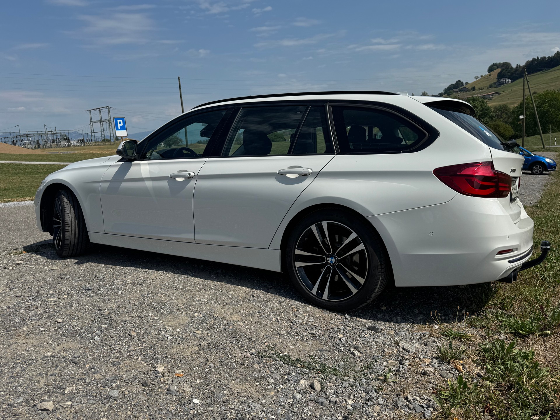 BMW 320d xDrive-image-1