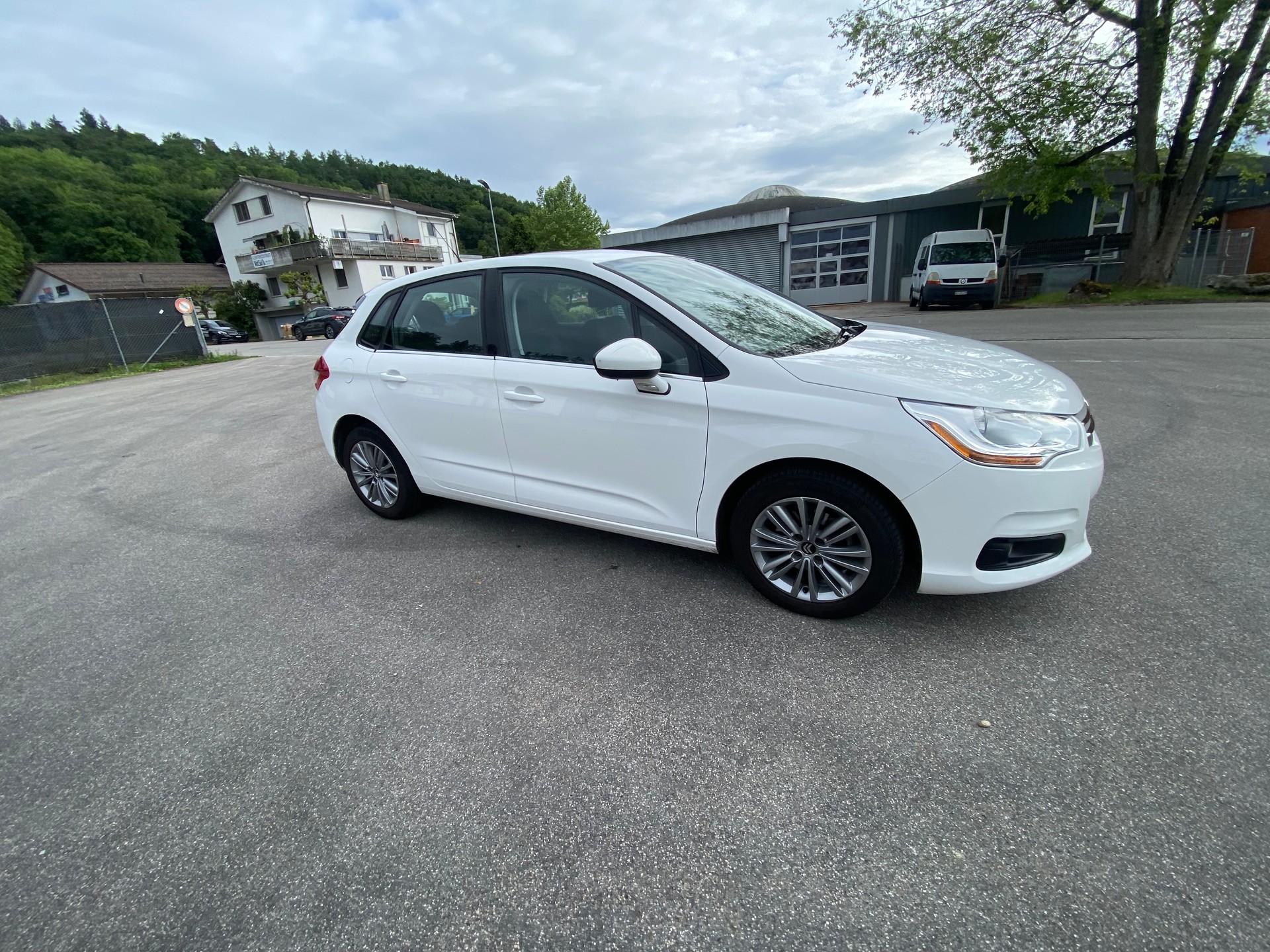CITROEN C4 Berline 1.6 VTi Séduction BVA4-image-10