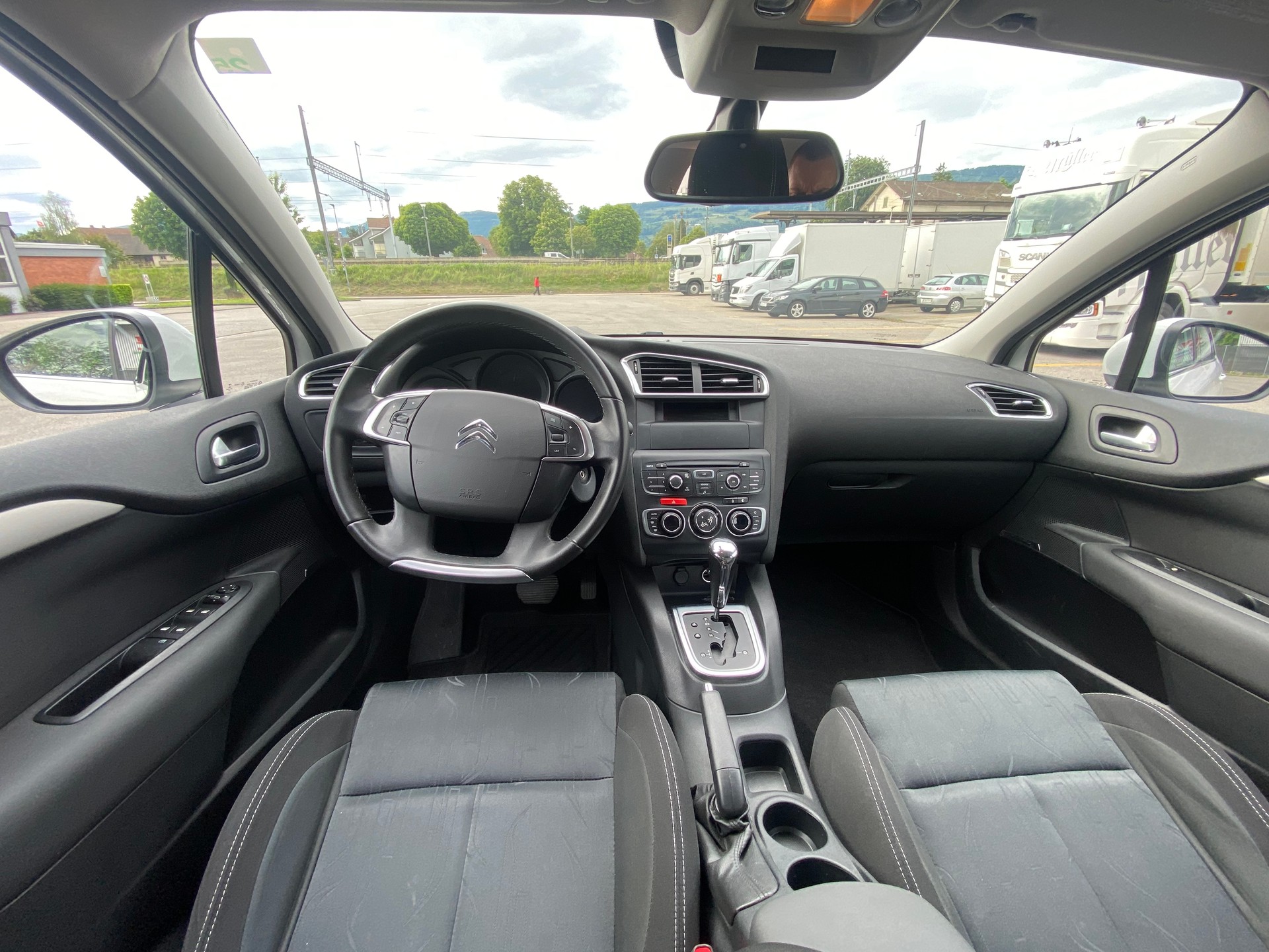 CITROEN C4 Berline 1.6 VTi Séduction BVA4-image-14