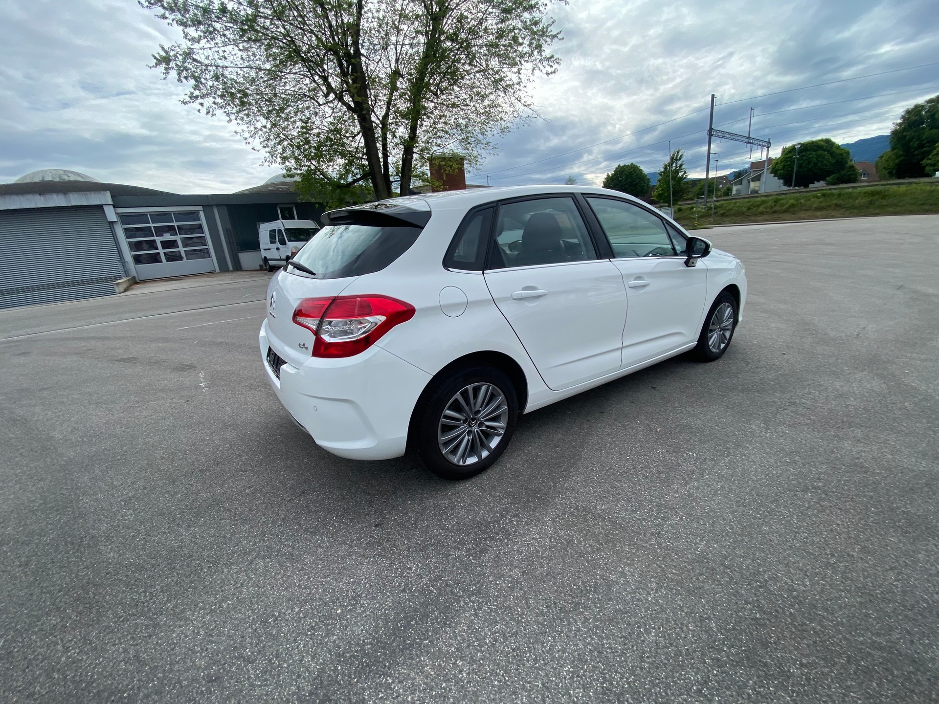 CITROEN C4 Berline 1.6 VTi Séduction BVA4-image-8