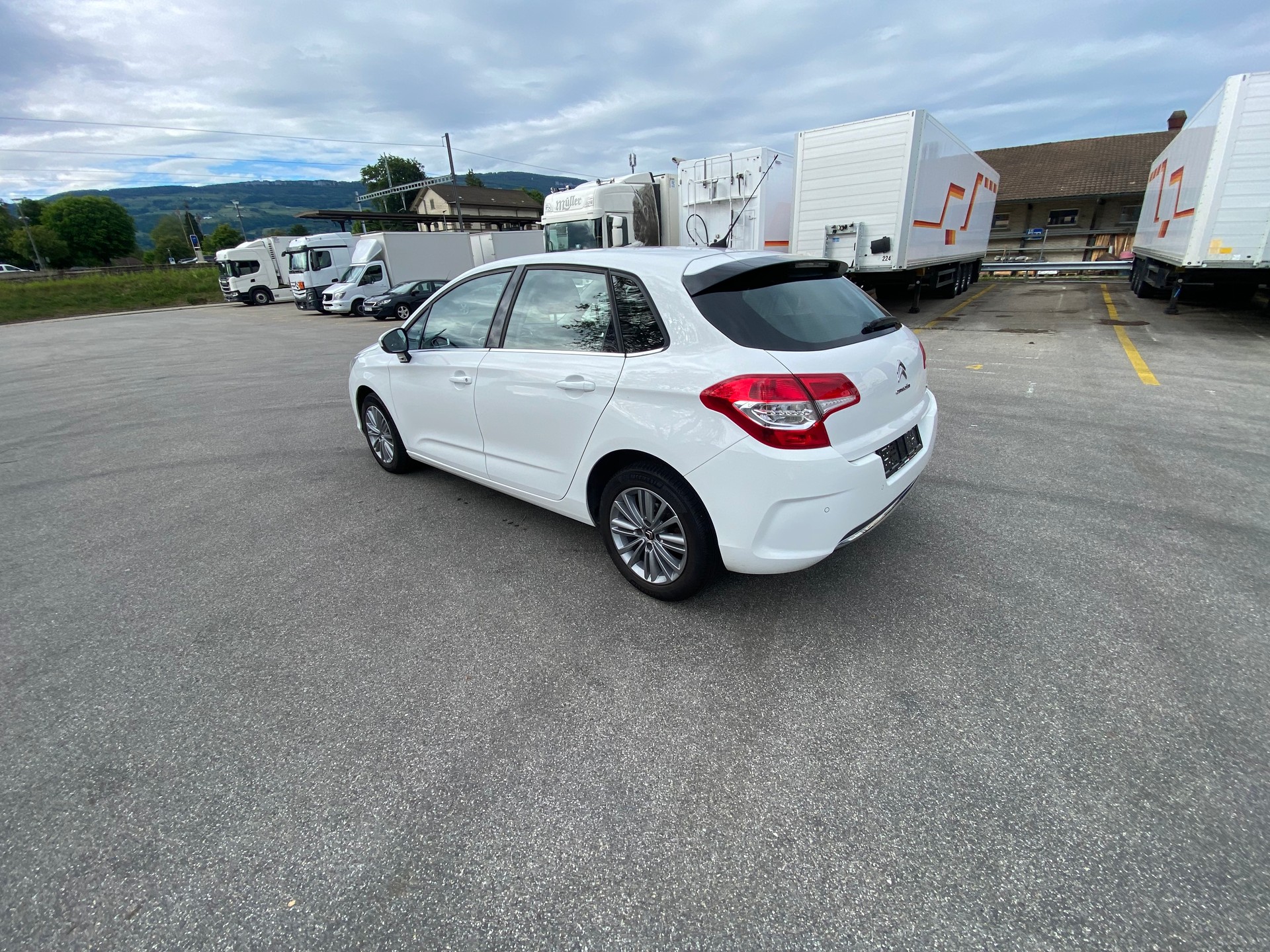 CITROEN C4 Berline 1.6 VTi Séduction BVA4-image-3
