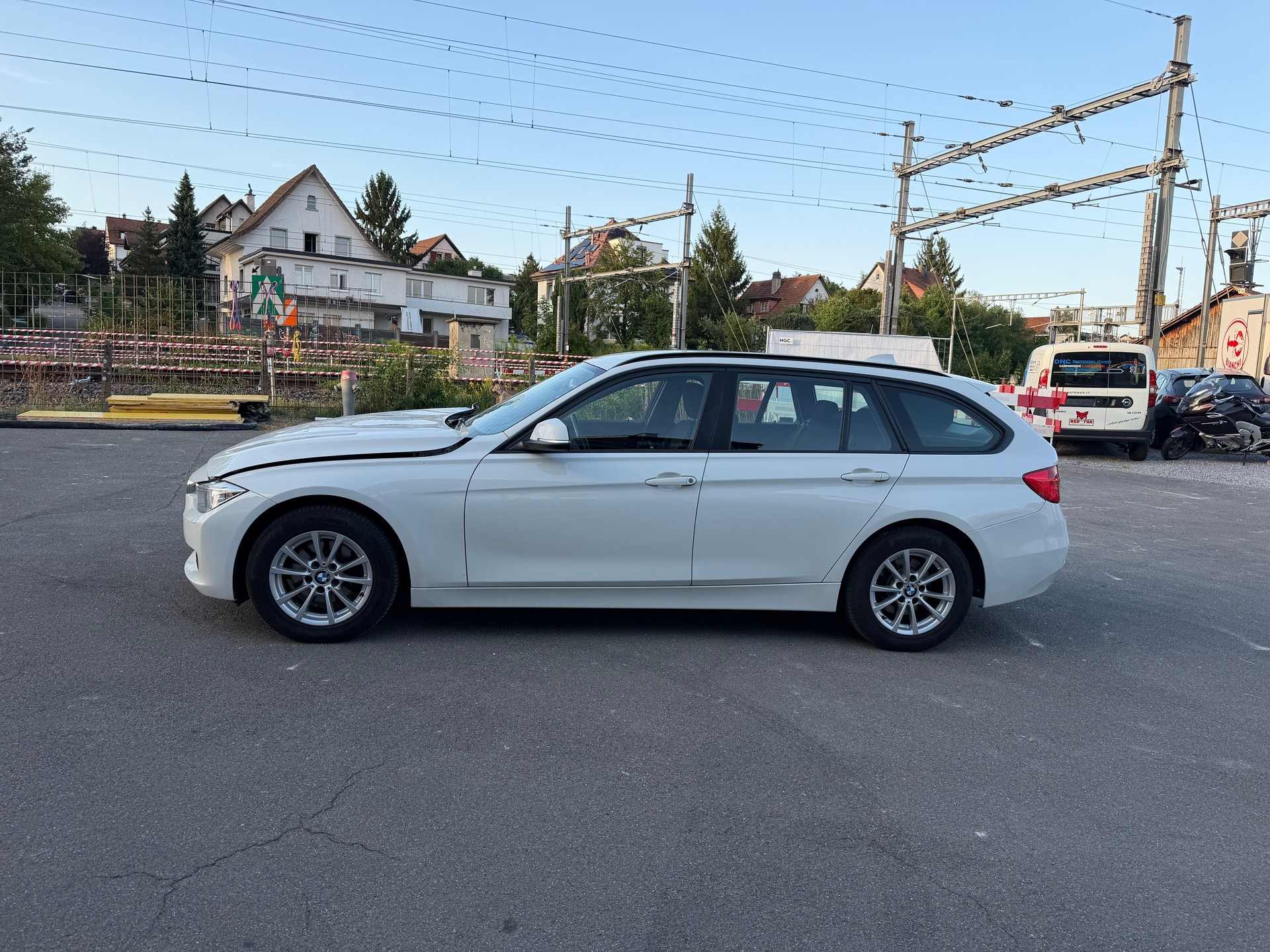 BMW 320d xDrive Touring Steptronic-image-3