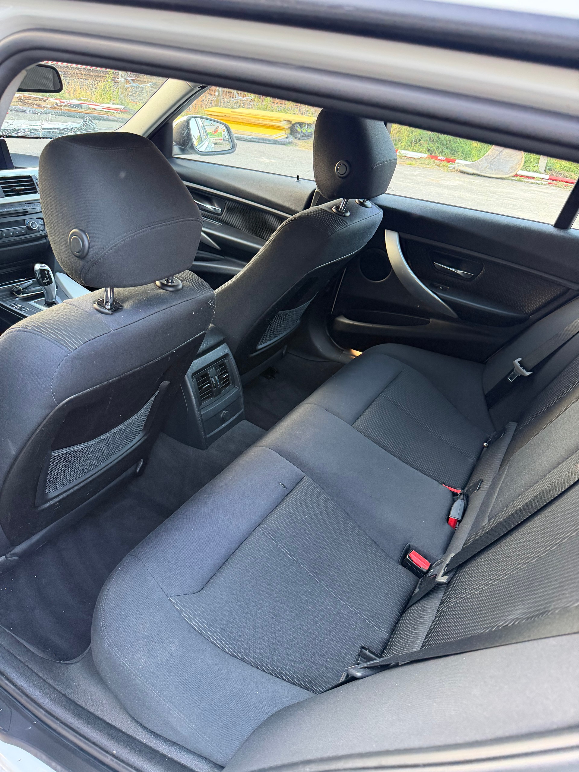 BMW 320d xDrive Touring Steptronic-image-8