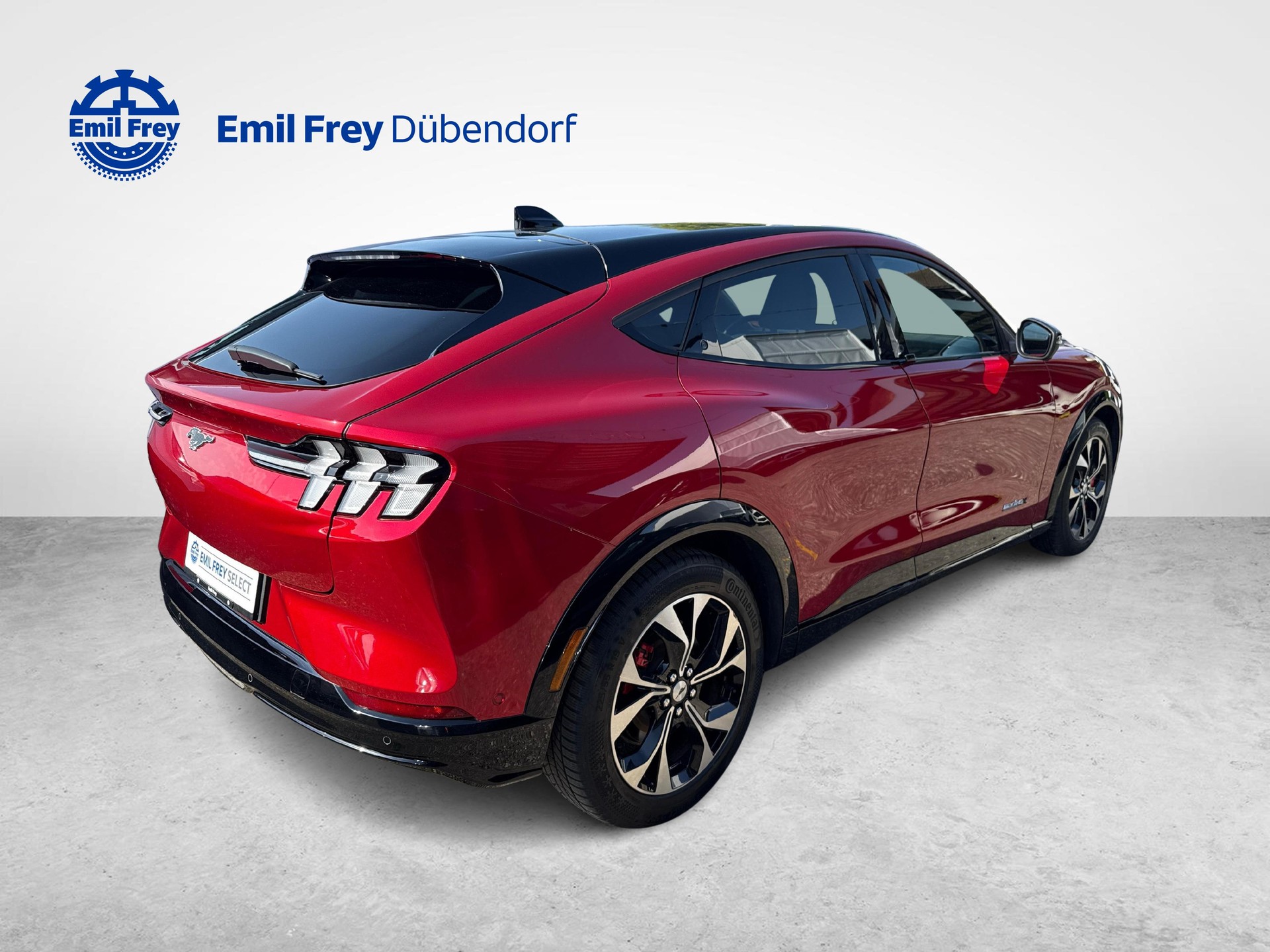FORD Mustang Mach-E Extended AWD-image-4