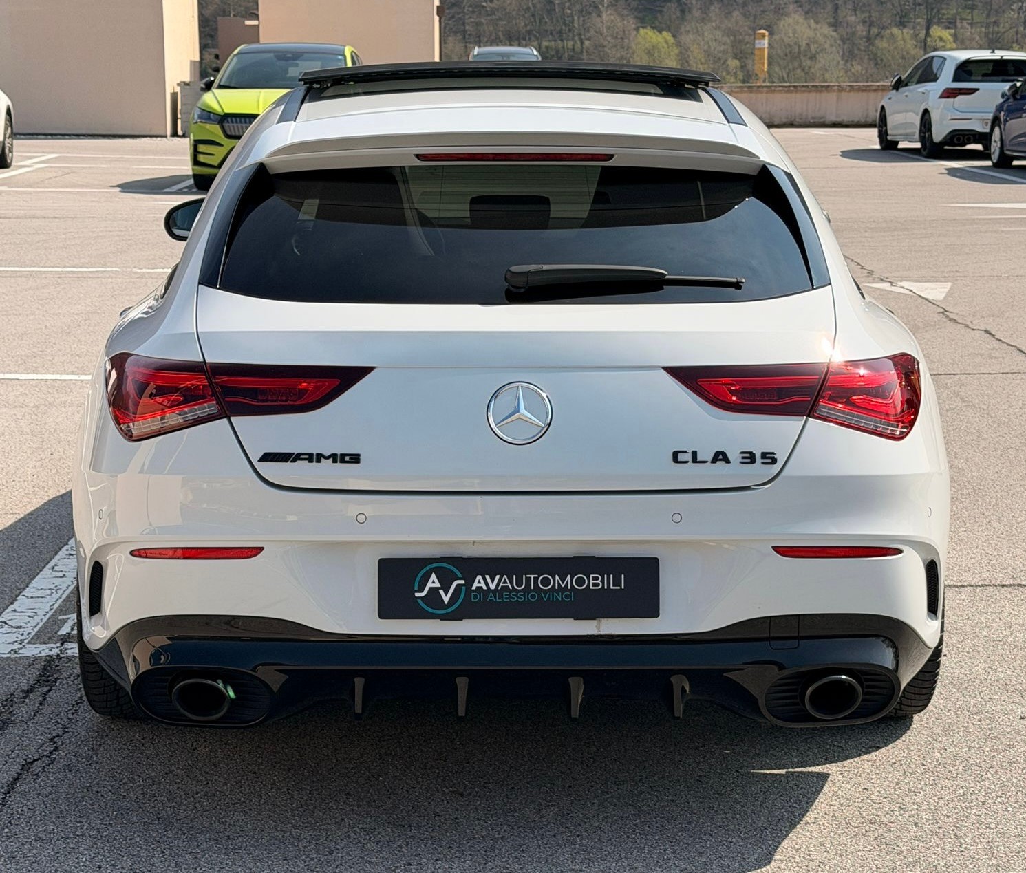 MERCEDES-BENZ CLA Shooting Brake 35 AMG 4Matic 7G-DCT-image-4