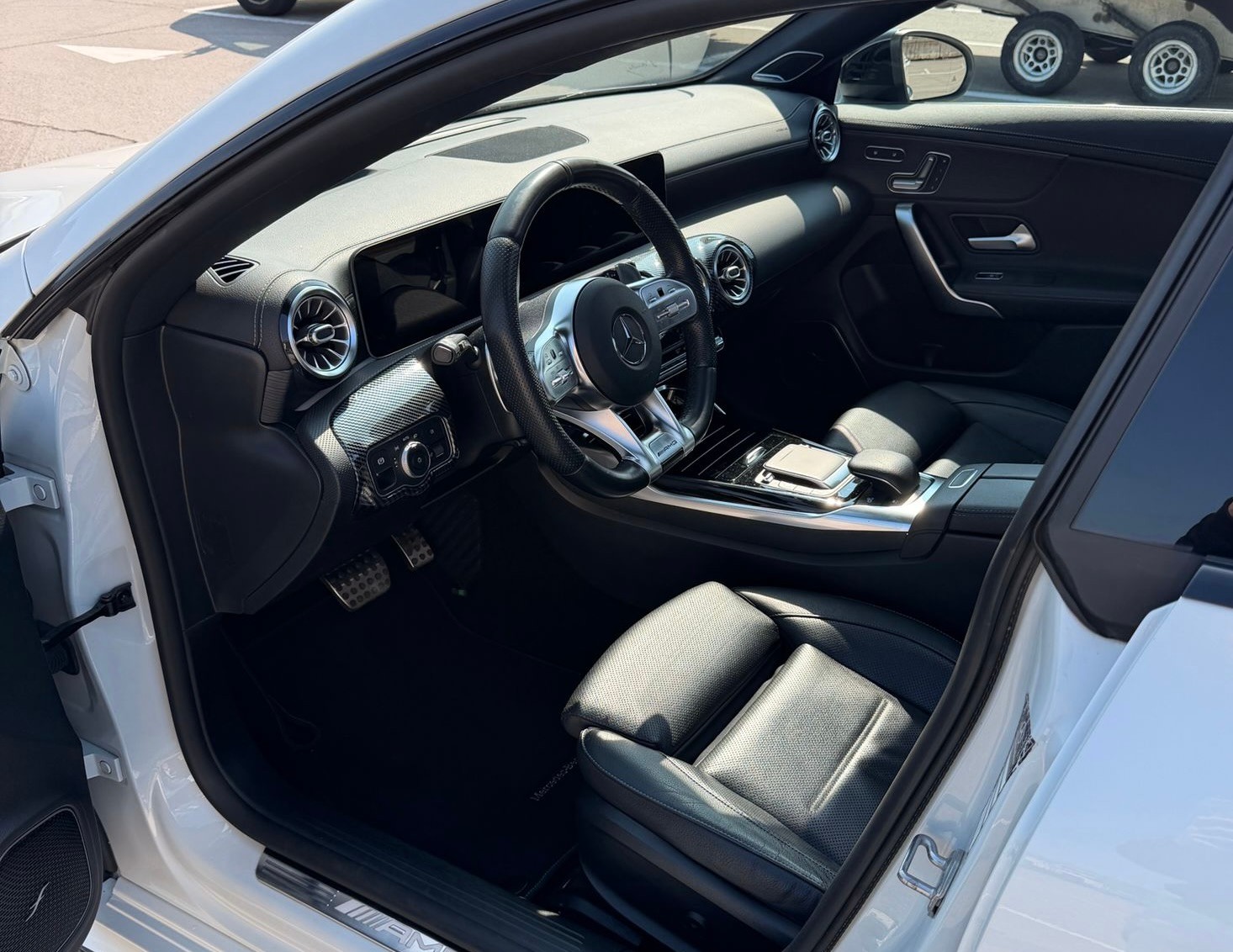 MERCEDES-BENZ CLA Shooting Brake 35 AMG 4Matic 7G-DCT-image-6