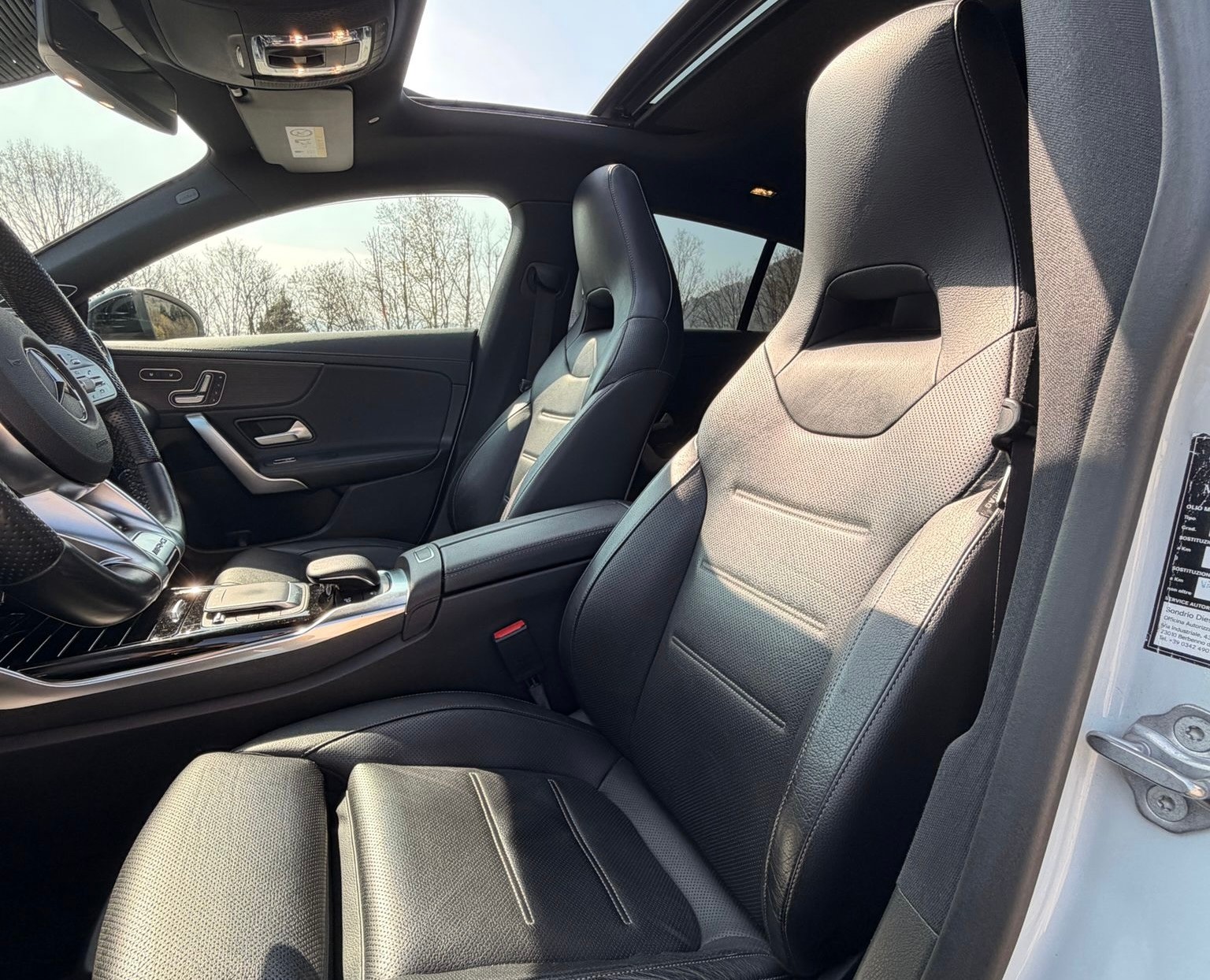 MERCEDES-BENZ CLA Shooting Brake 35 AMG 4Matic 7G-DCT-image-11
