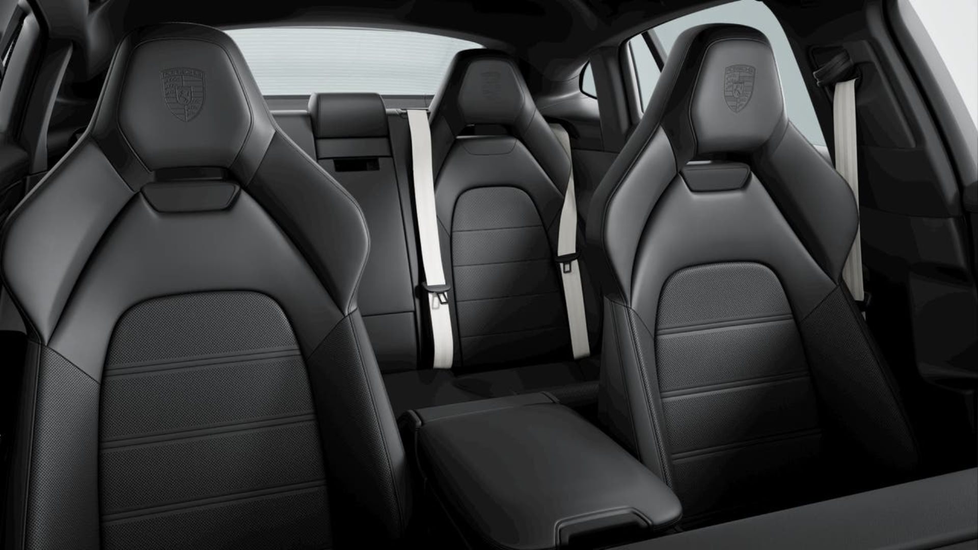 PORSCHE Panamera 4S E-Hybrid-image-11