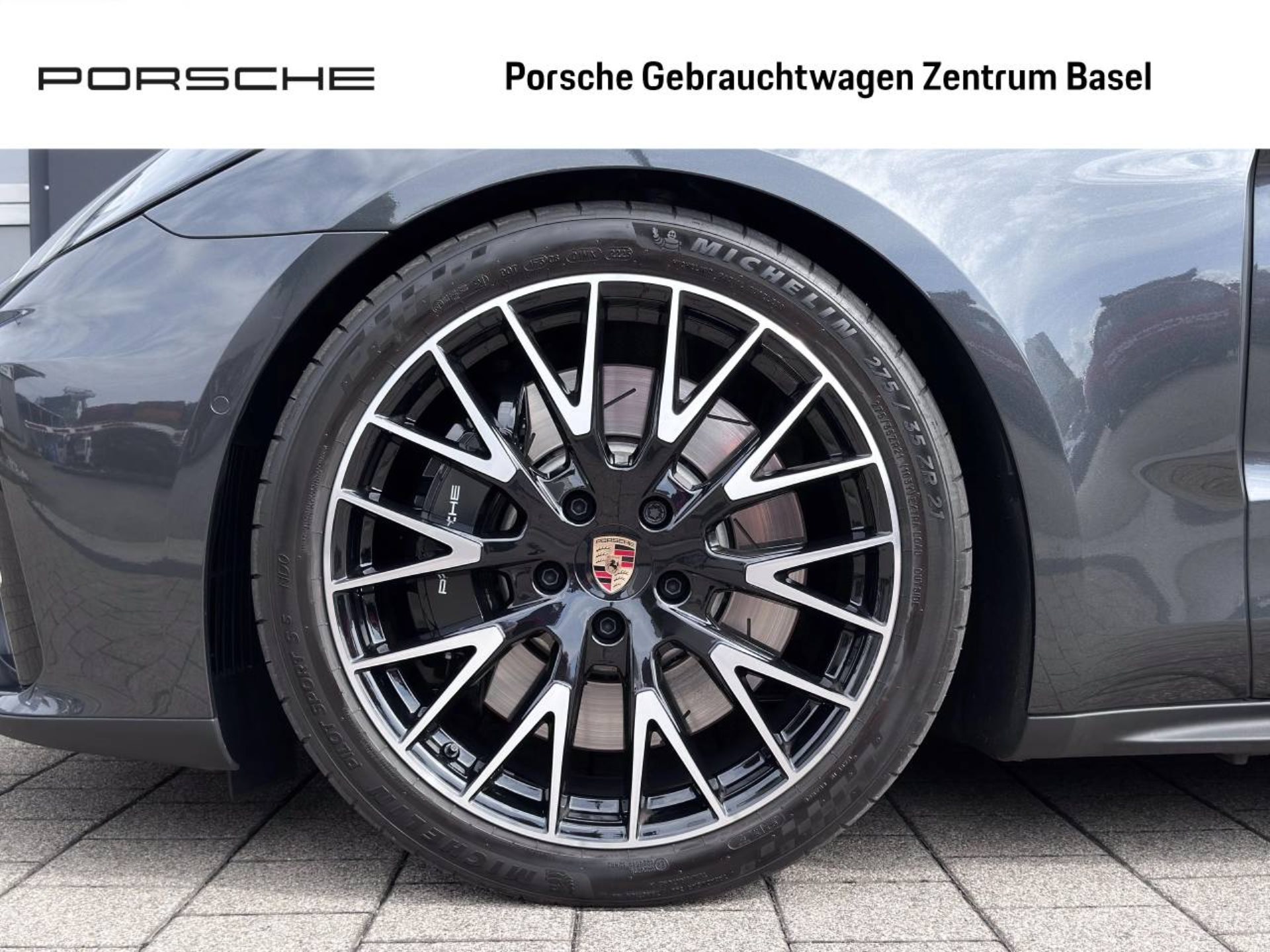 PORSCHE Panamera 4S E-Hybrid-image-5