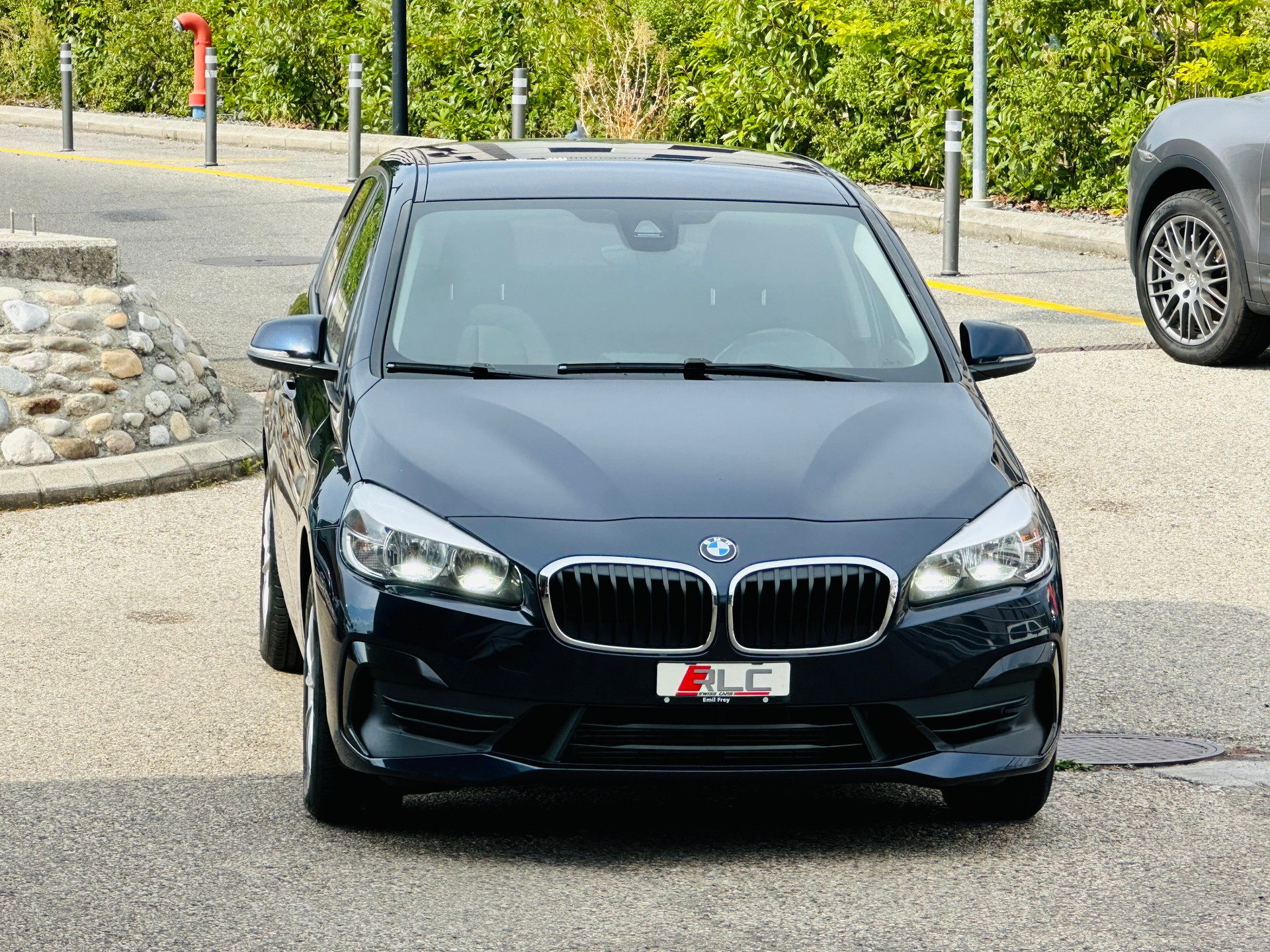 BMW 220i Active Tourer DKG-image-3