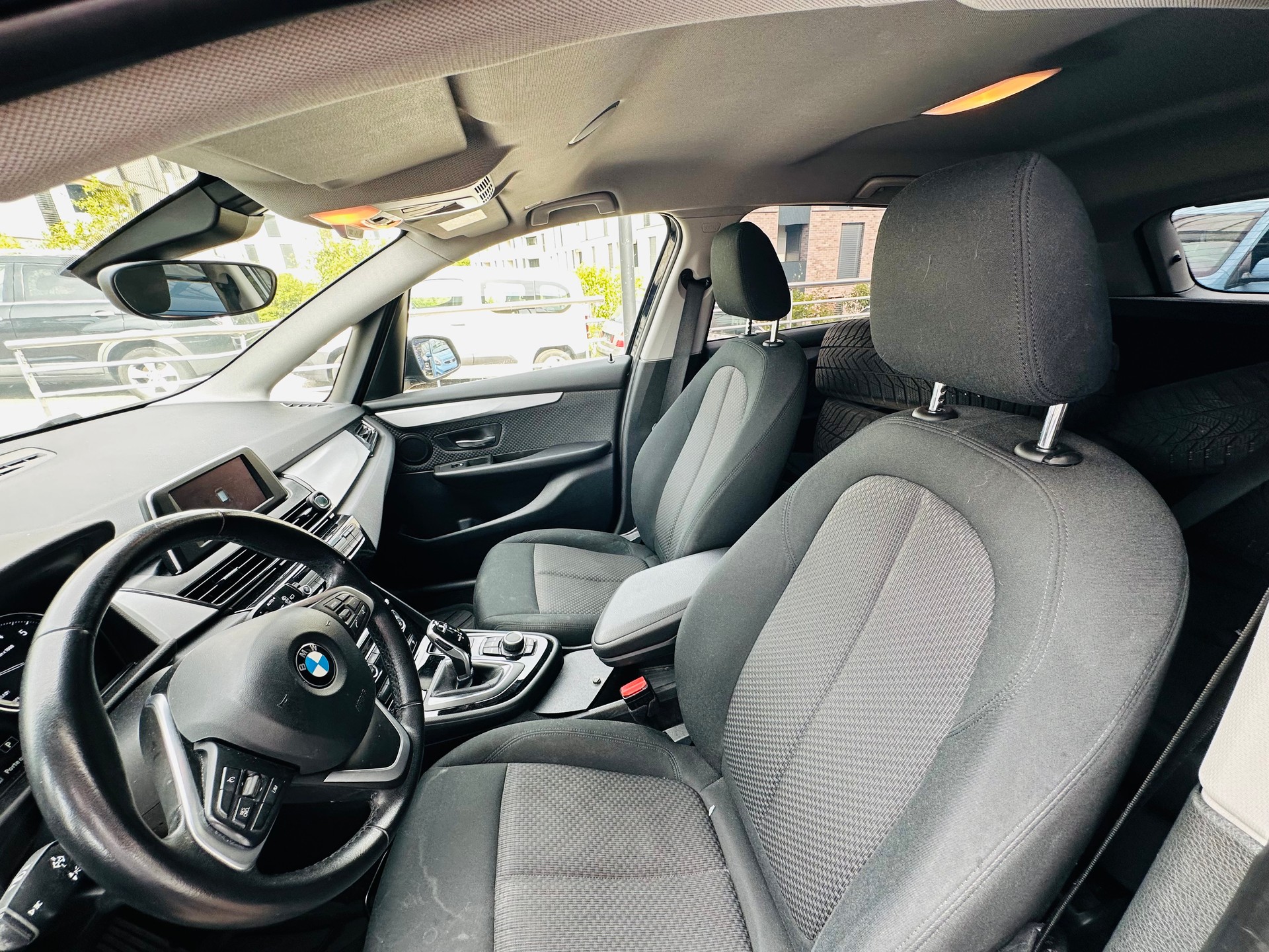 BMW 220i Active Tourer DKG-image-12
