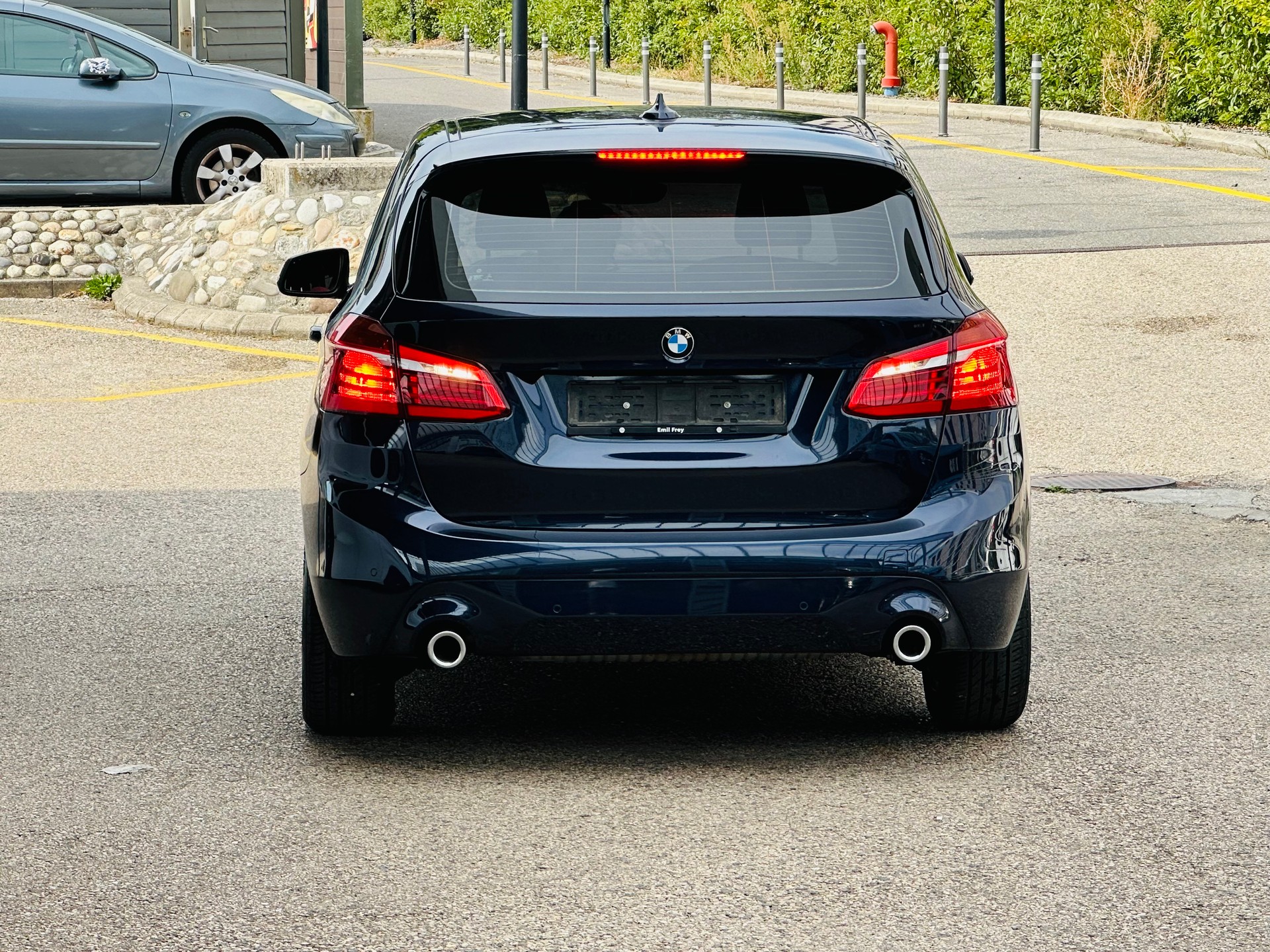BMW 220i Active Tourer DKG-image-7