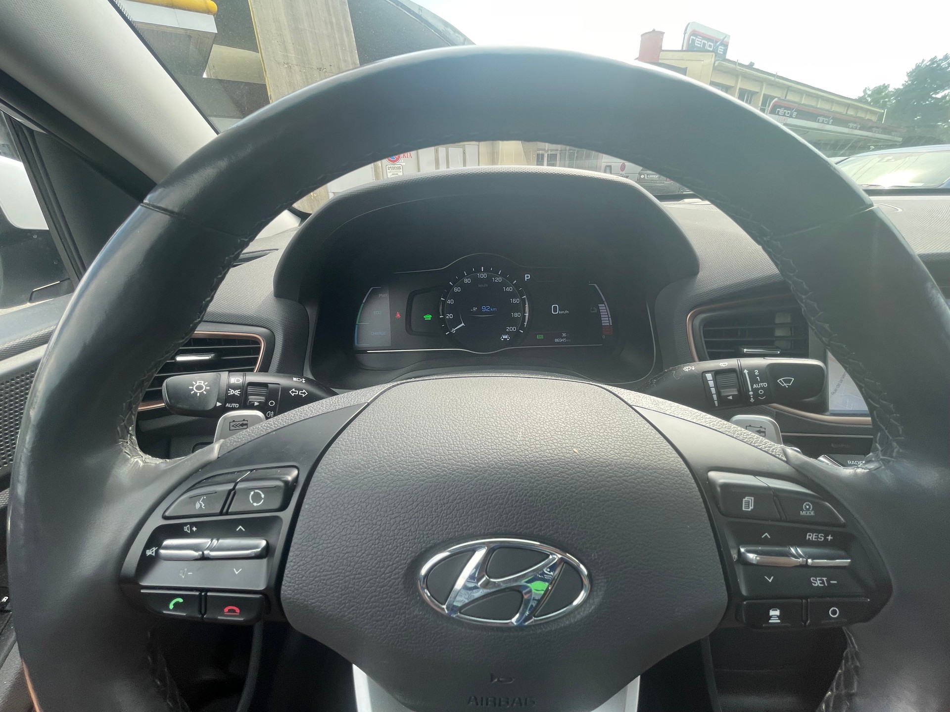HYUNDAI Ioniq Amplia-image-9
