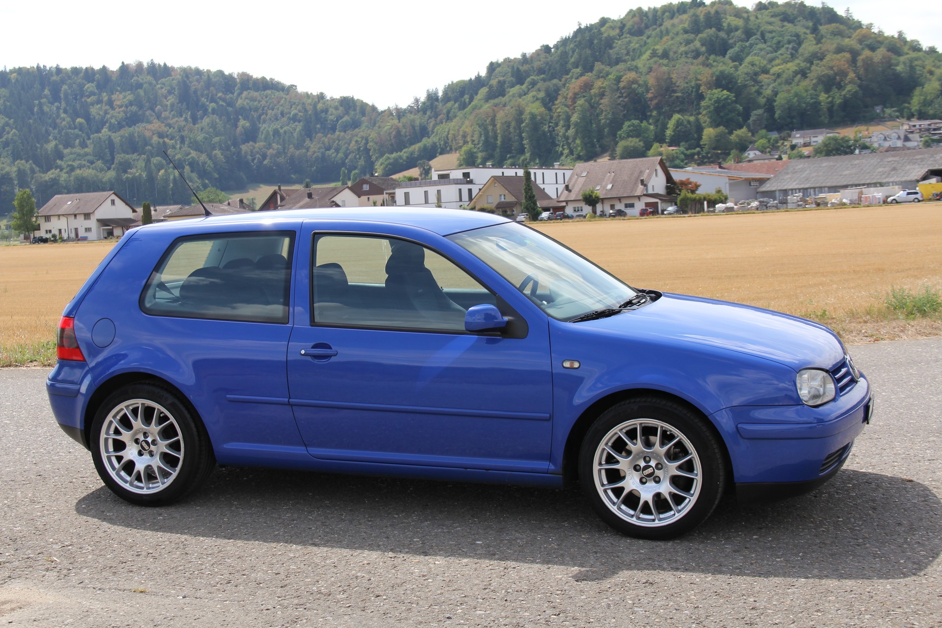 VW GTi-image-3
