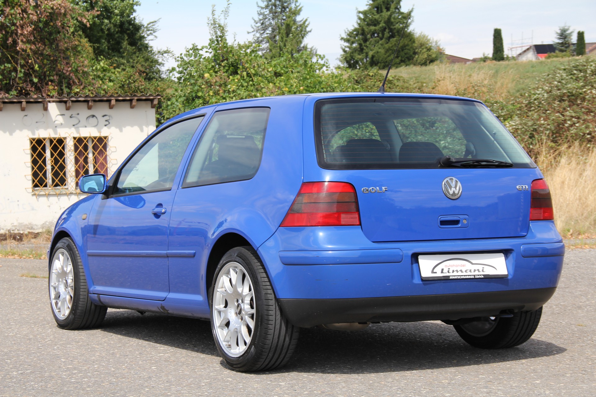 VW GTi-image-6