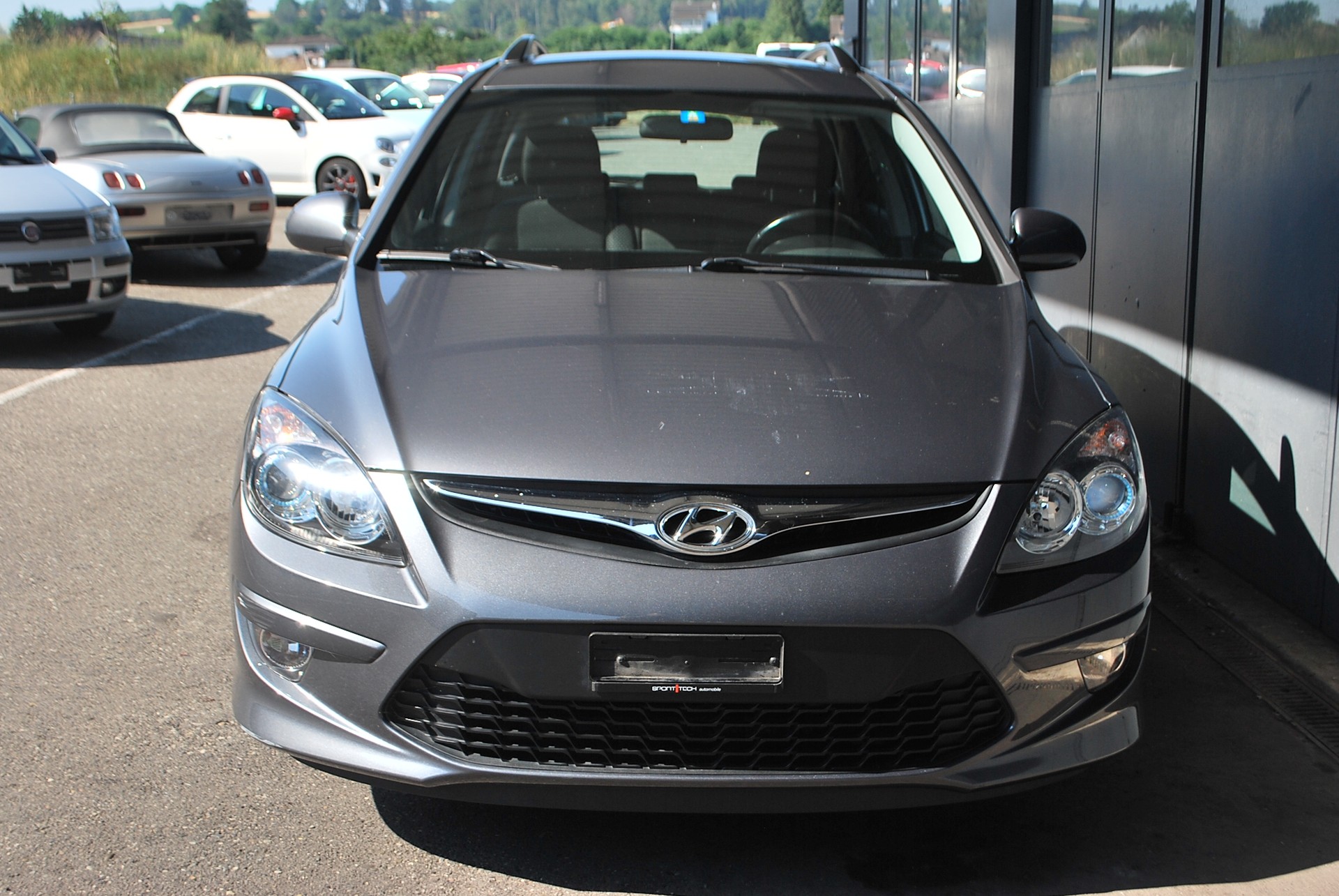 HYUNDAI i30 Wagon 1.6 CRDi Style-image-1