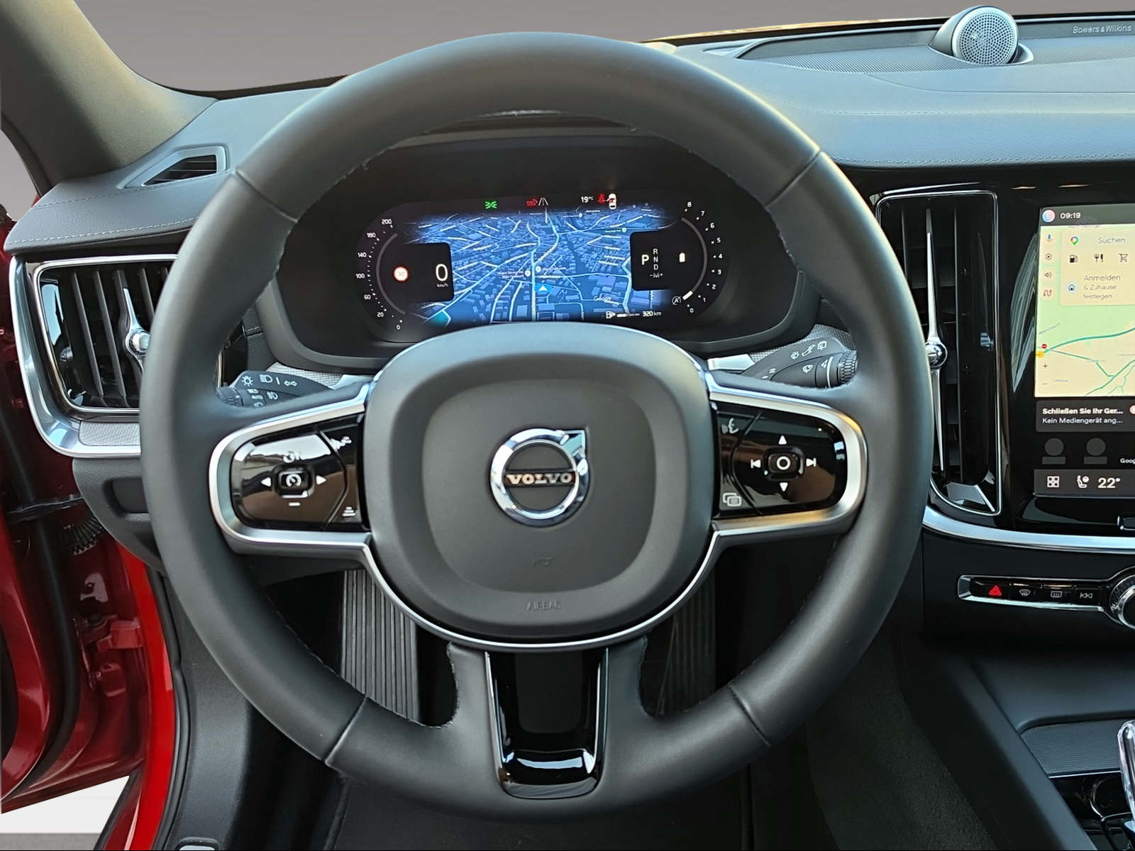 VOLVO V60 2.0 B4 Ultimate Dark-image-8