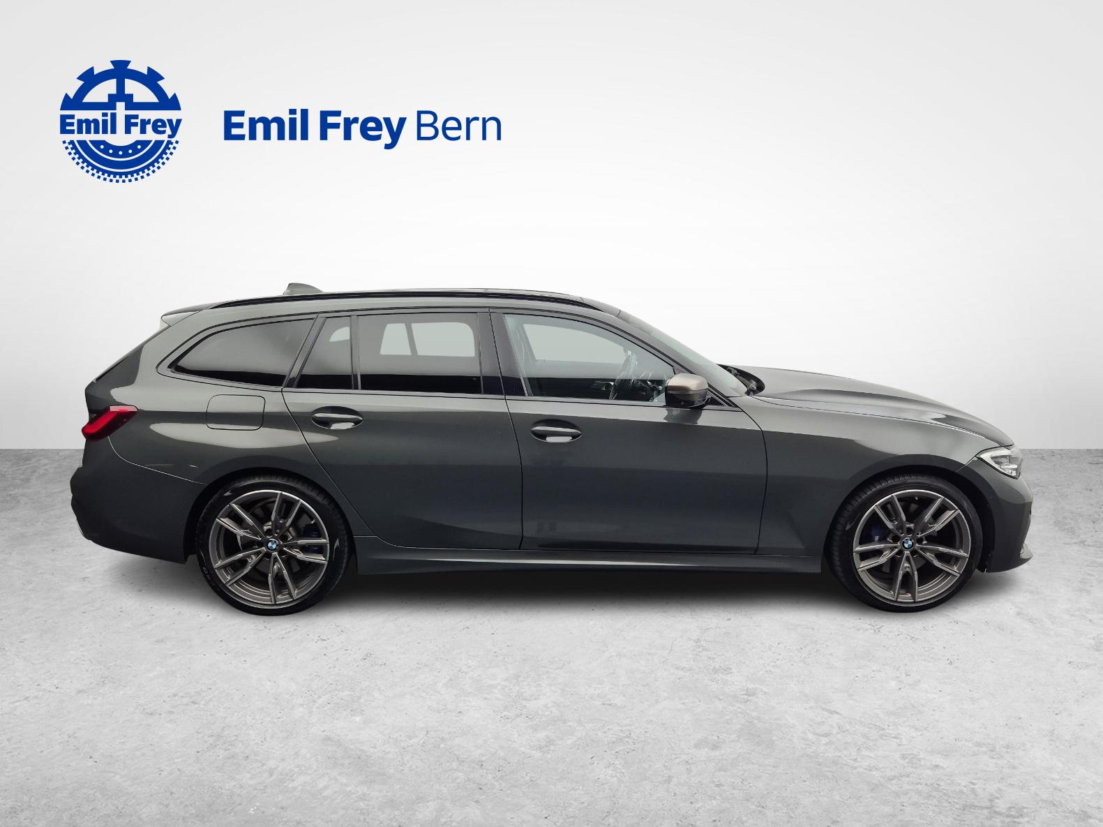BMW M340i xDrive Touring-image-5