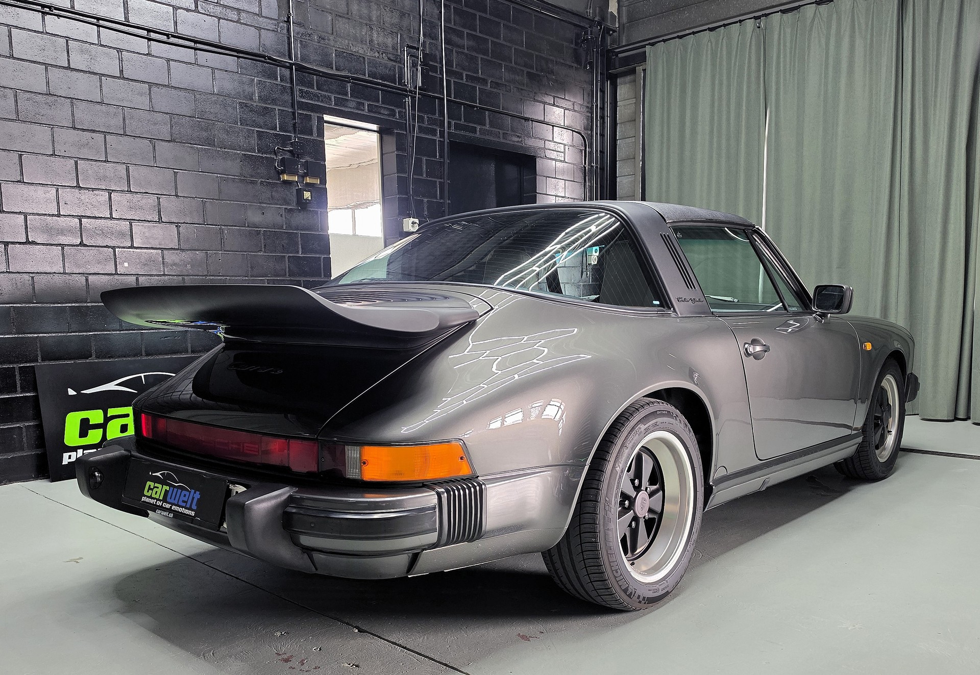 PORSCHE 911 Carrera Targa Veteranenfahrzeug-image-2