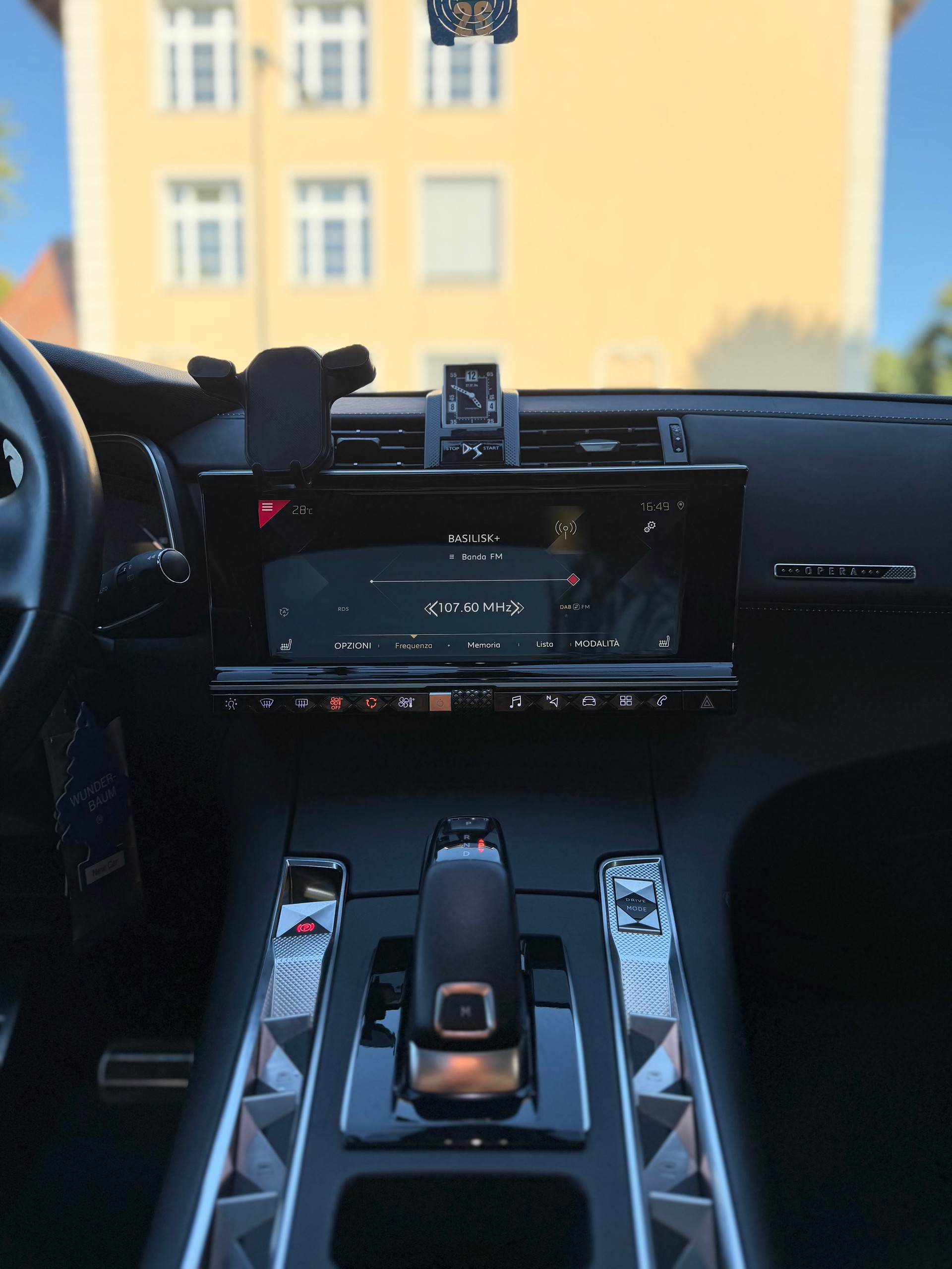 DS AUTOMOBILES 1.6 PureTech 225 So Chic-image-13
