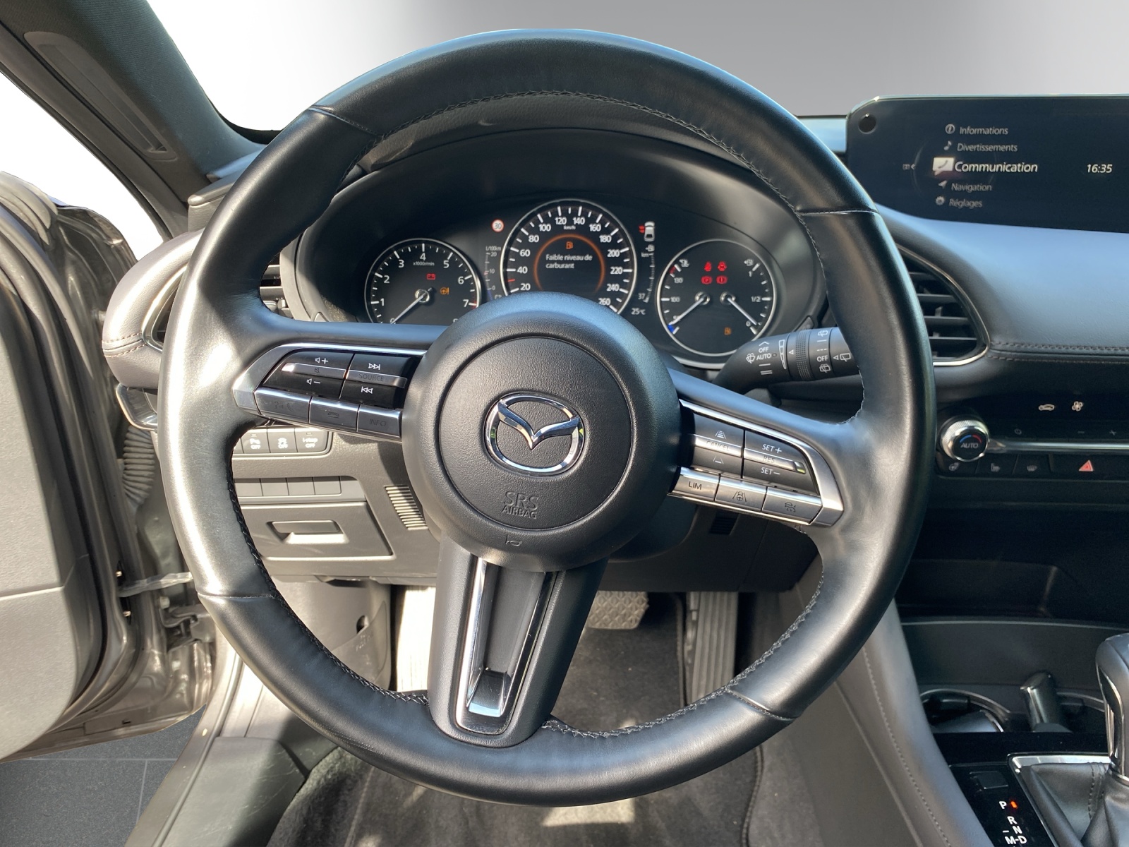 MAZDA 3 Hatchback SKYACTIV-G M Hybrid 150 Ambition Plus Automat-image-12