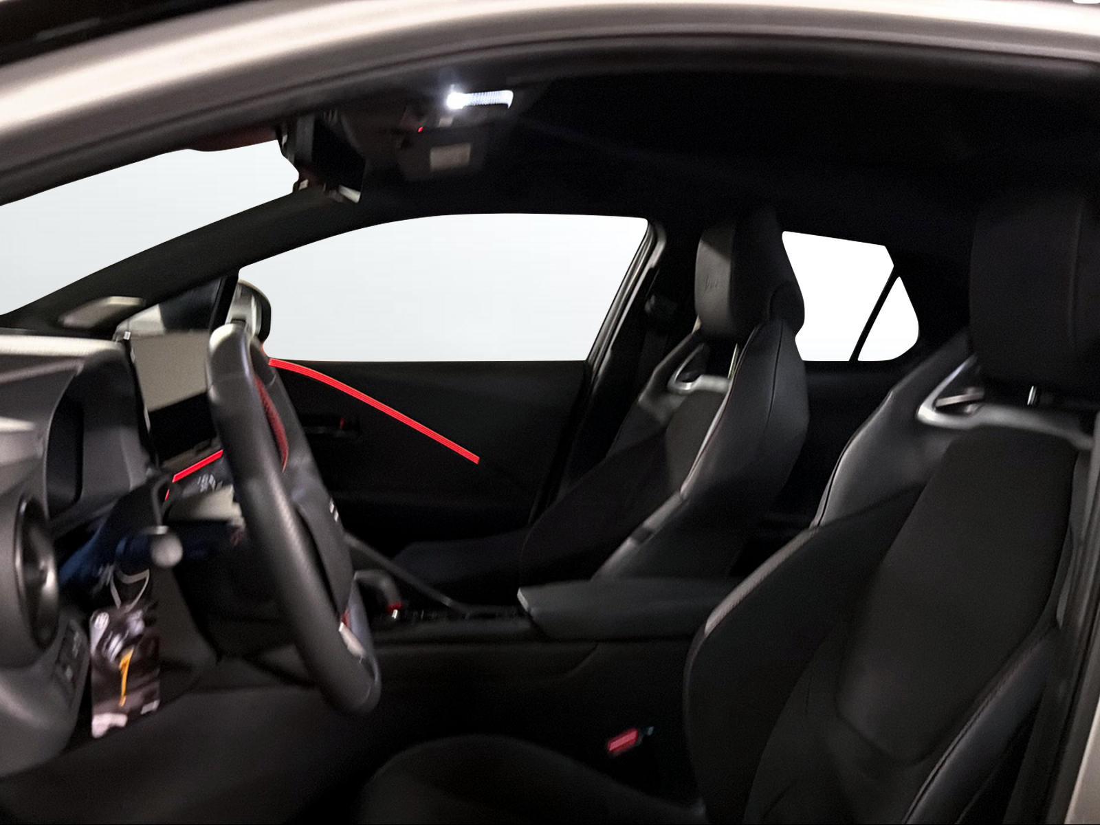 TOYOTA C-HR 2.0 PHEV GR Sport Premiere-image-7