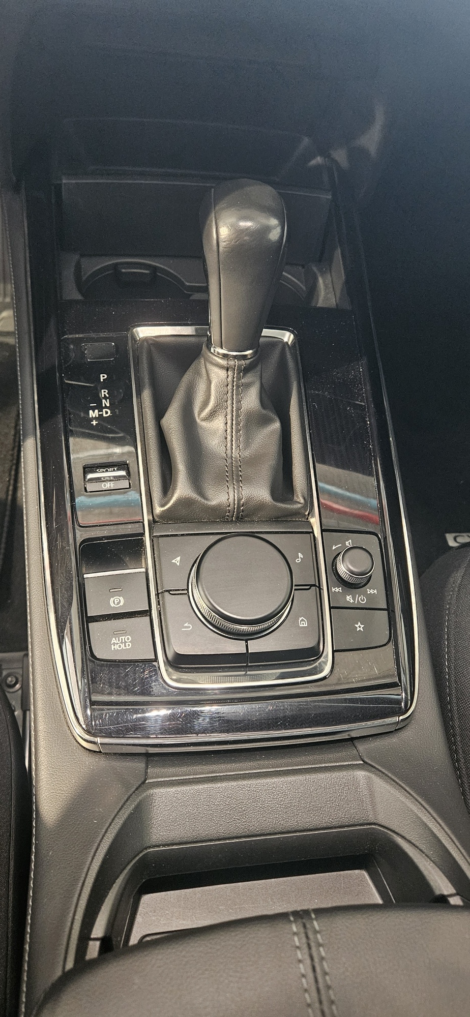 MAZDA CX-30 SKYACTIV-X 186 M Hybrid AWD Revolution Automat-image-7