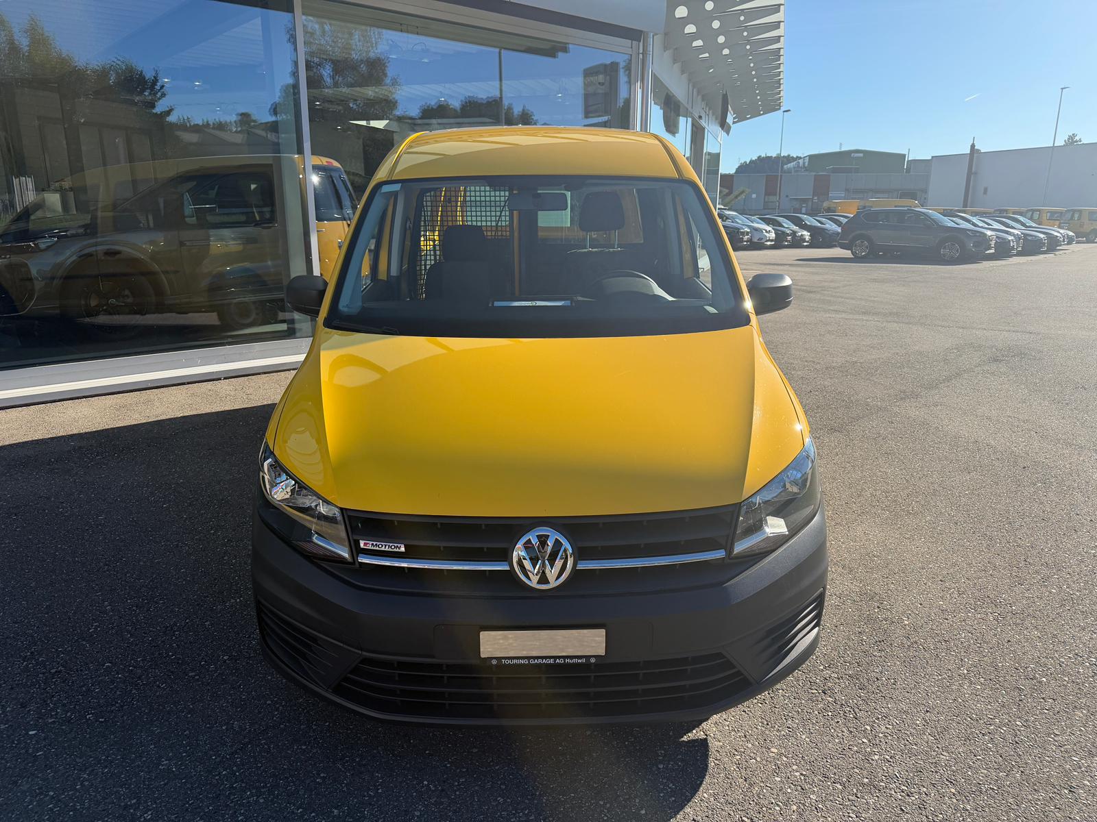 VW Caddy Maxi 2.0TDI 4Motion BlueMotion Technology-image-7