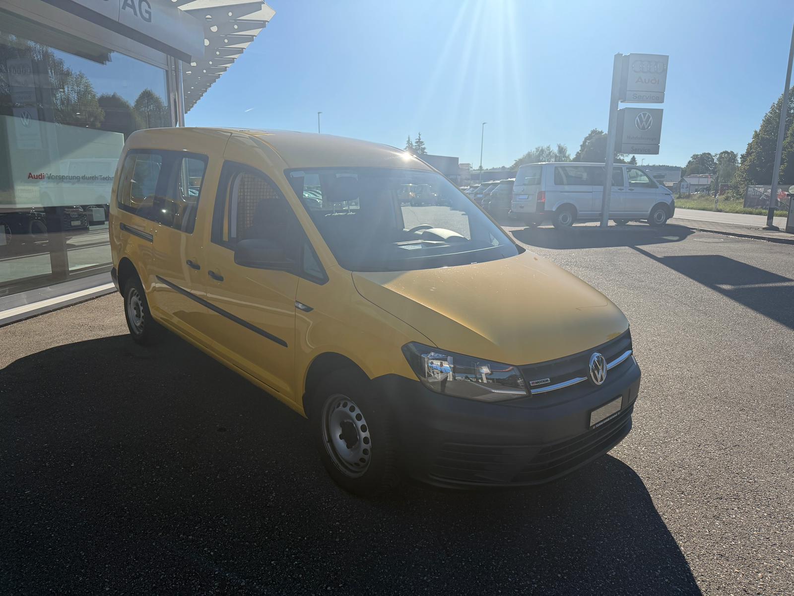 VW Caddy Maxi 2.0TDI 4Motion BlueMotion Technology-image-6