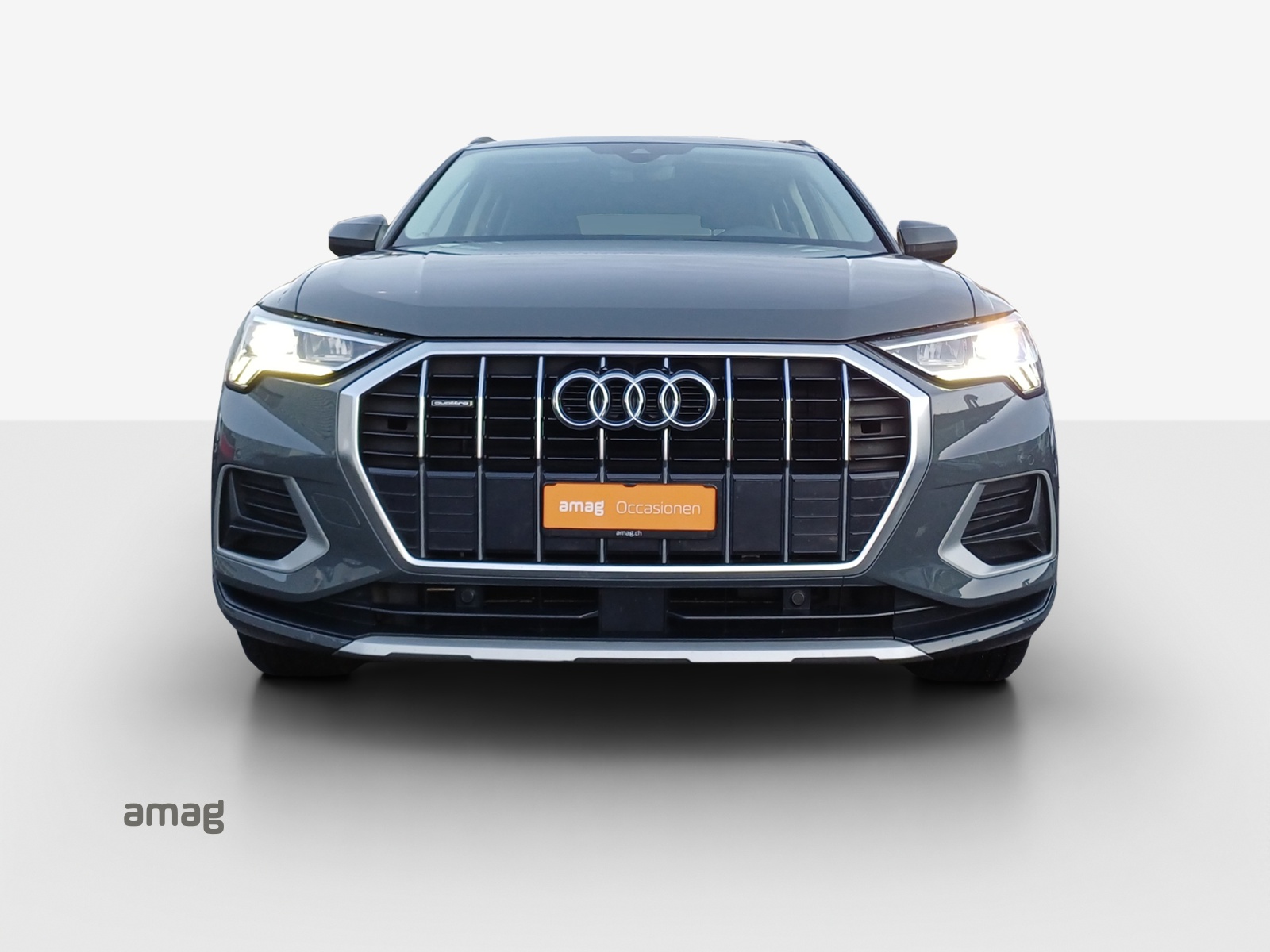 AUDI Q3 35 TDI advanced quattro S-tronic-image-6