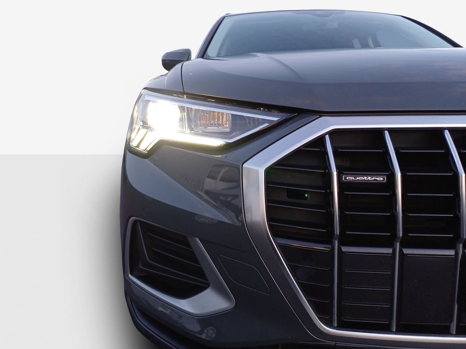 AUDI Q3 35 TDI advanced quattro S-tronic-image-13