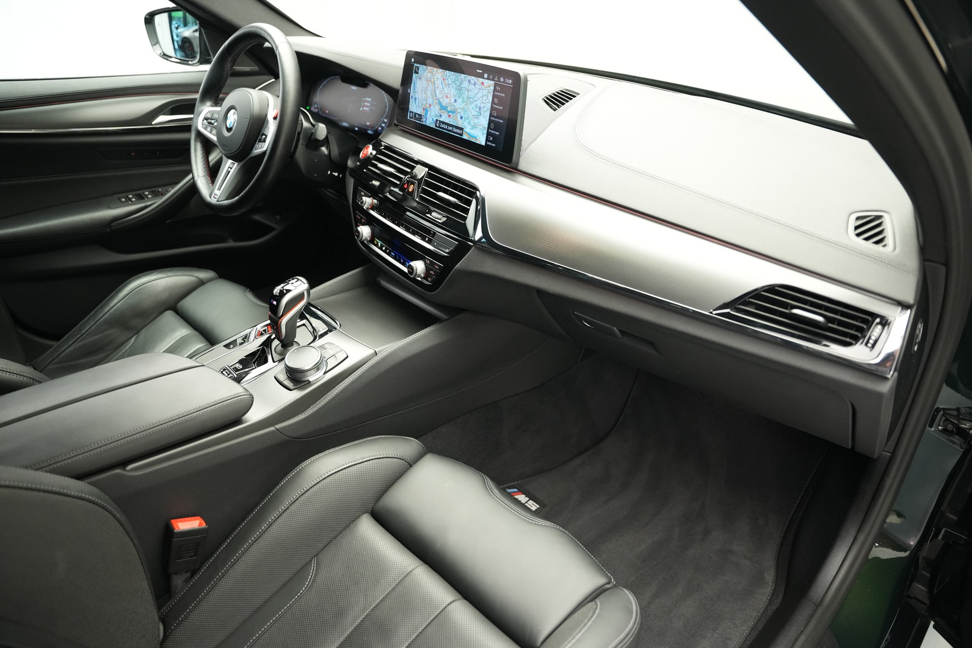 BMW M5 xDrive Competition Drivelogic *Sanremo Grün*-image-11