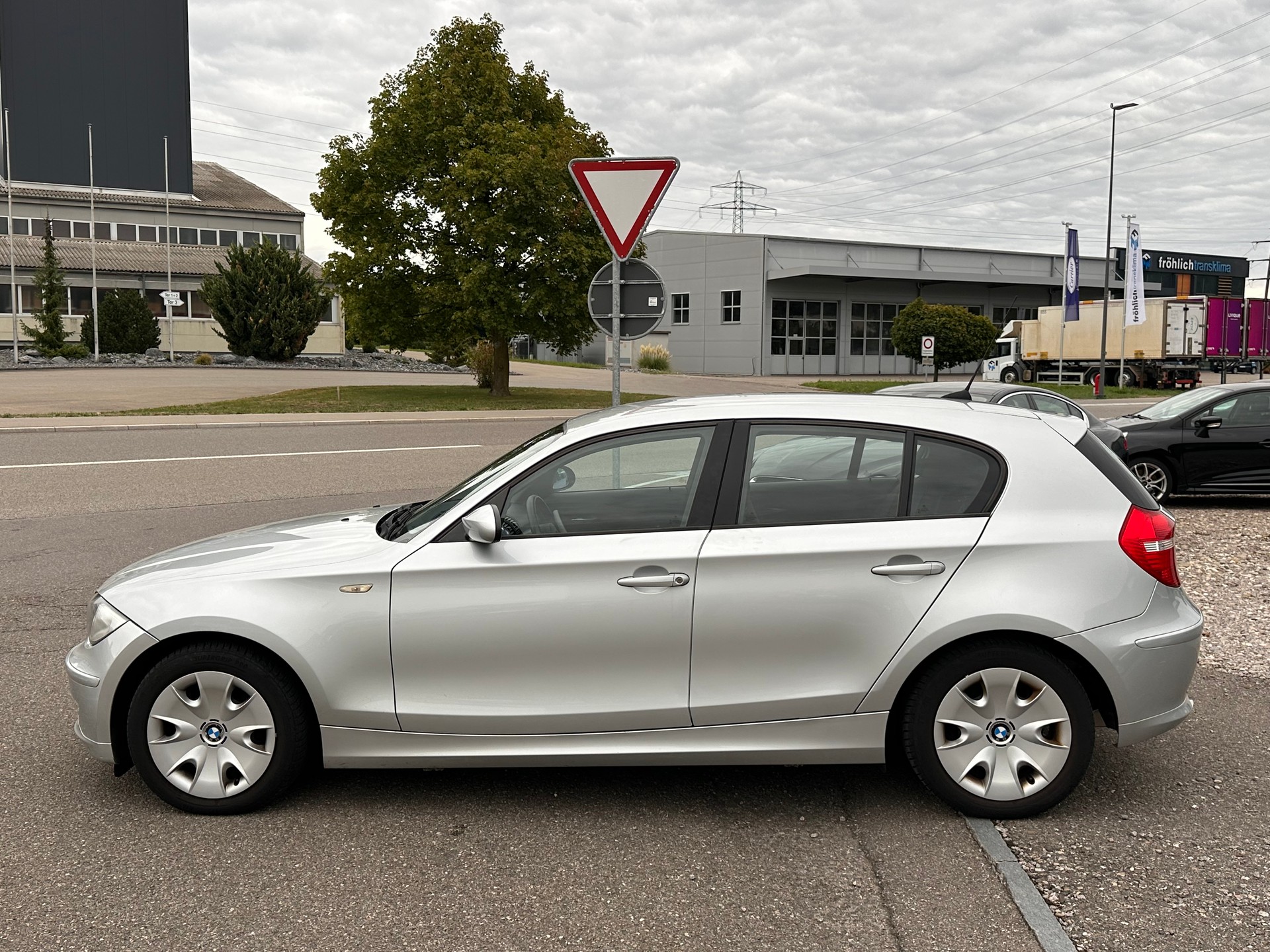 BMW 116i Steptronic-image-3