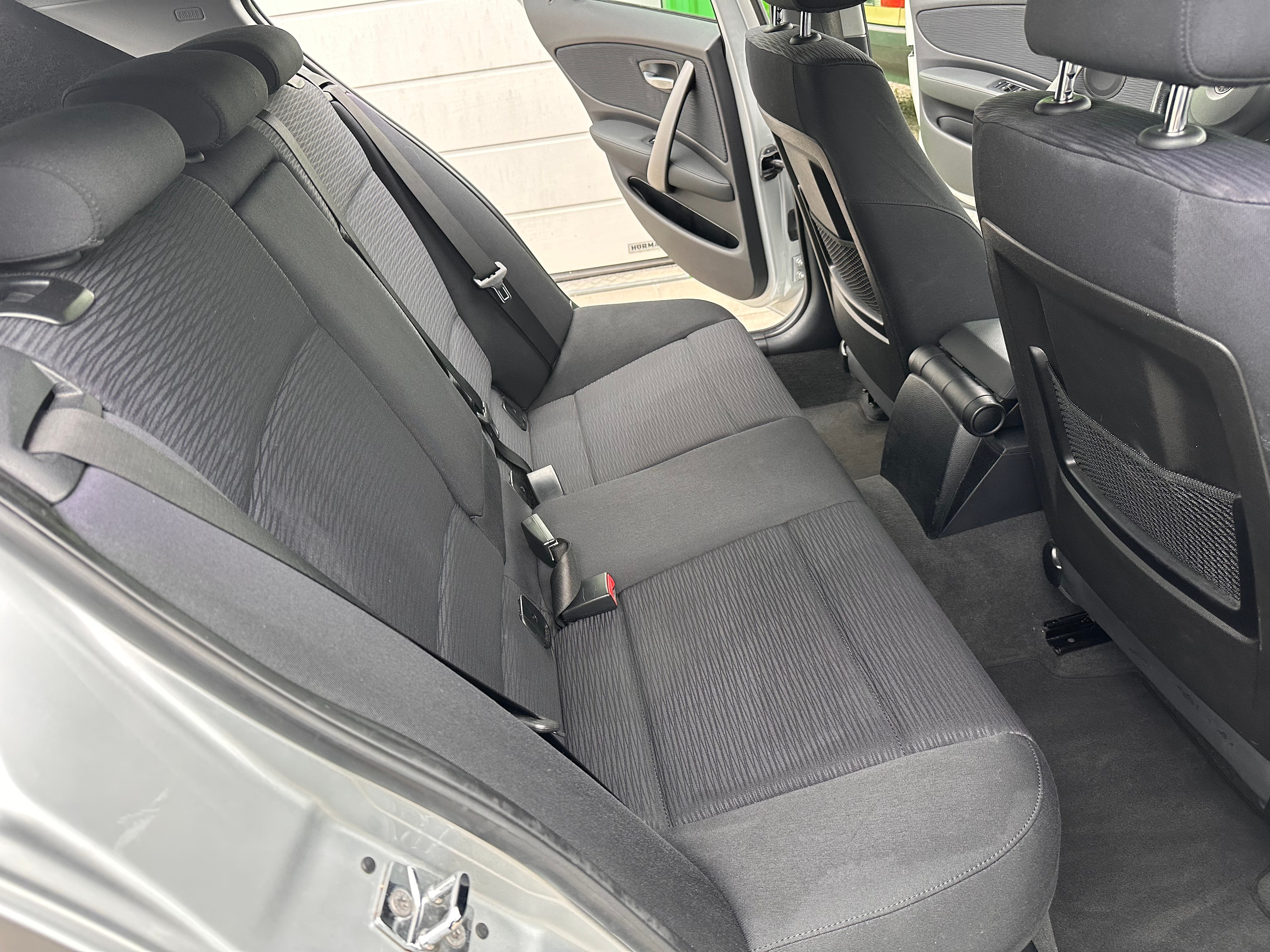 BMW 116i Steptronic — slika 11