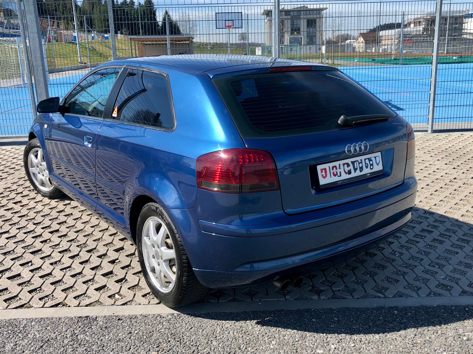 AUDI 2.0 16V FSI Ambiente-image-1