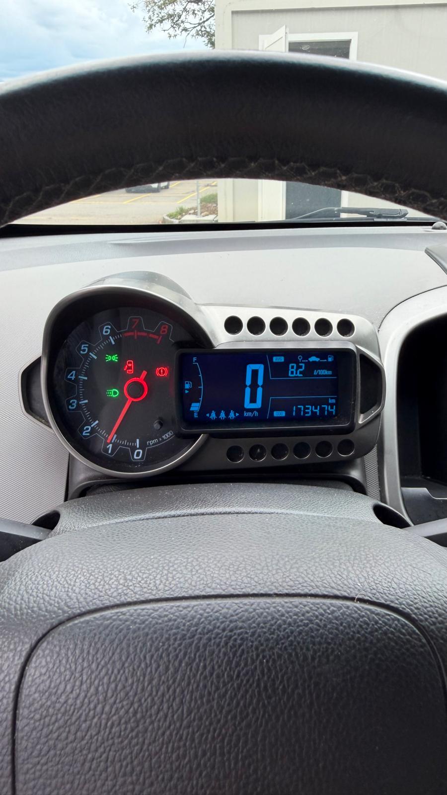 CHEVROLET Aveo 1.6 LTZ-image-15