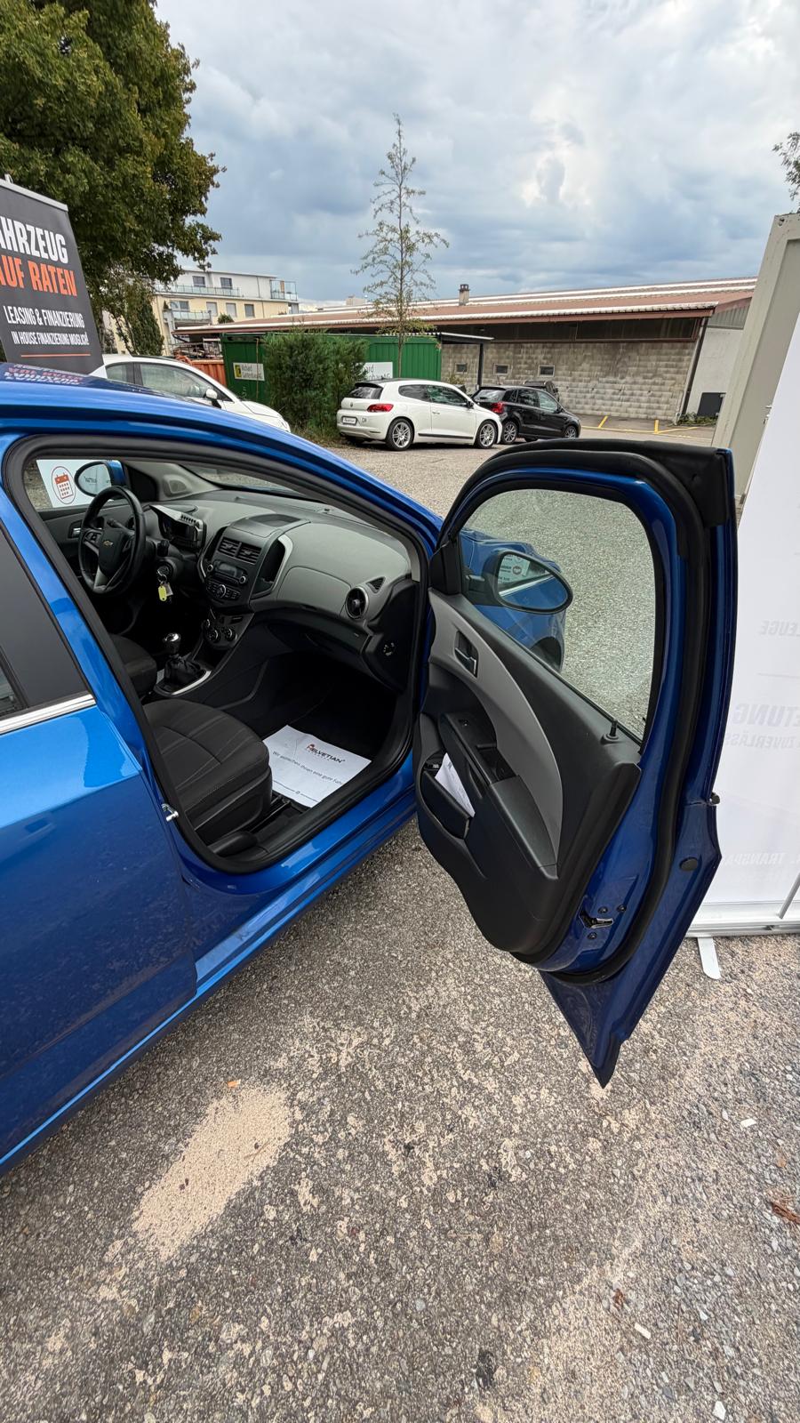 CHEVROLET Aveo 1.6 LTZ-image-11