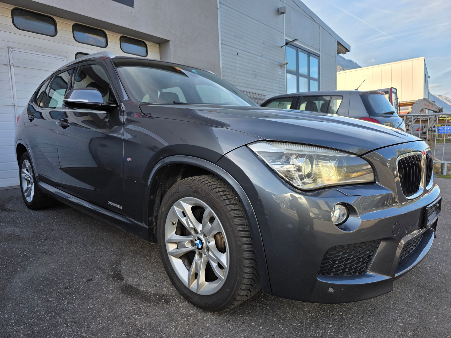 BMW X1 xDrive 18d Sport Line-image-4