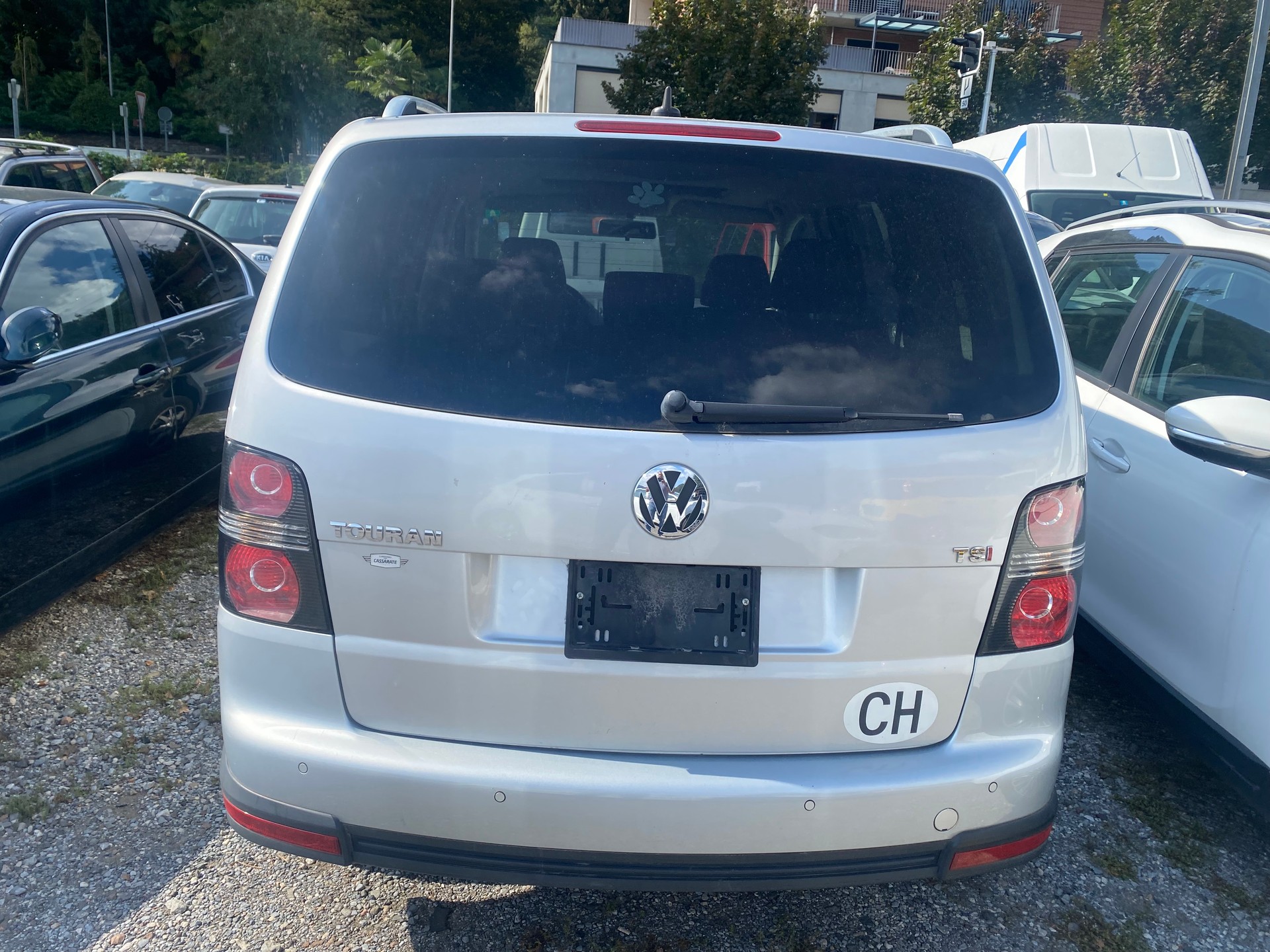 VW TOURAN-image-8