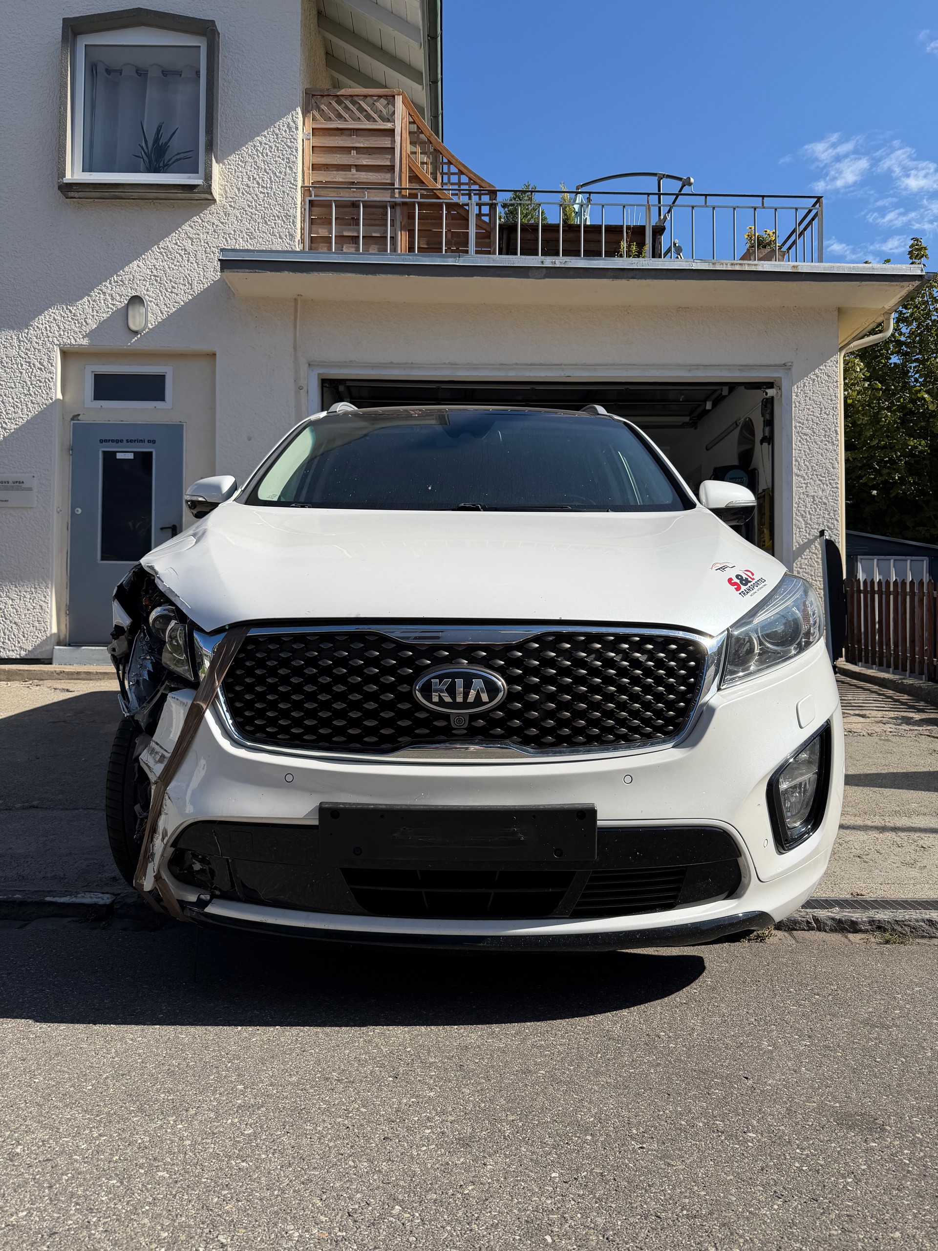 KIA Sorento 2.2 CRDI Style 7P. Automatic-image-1